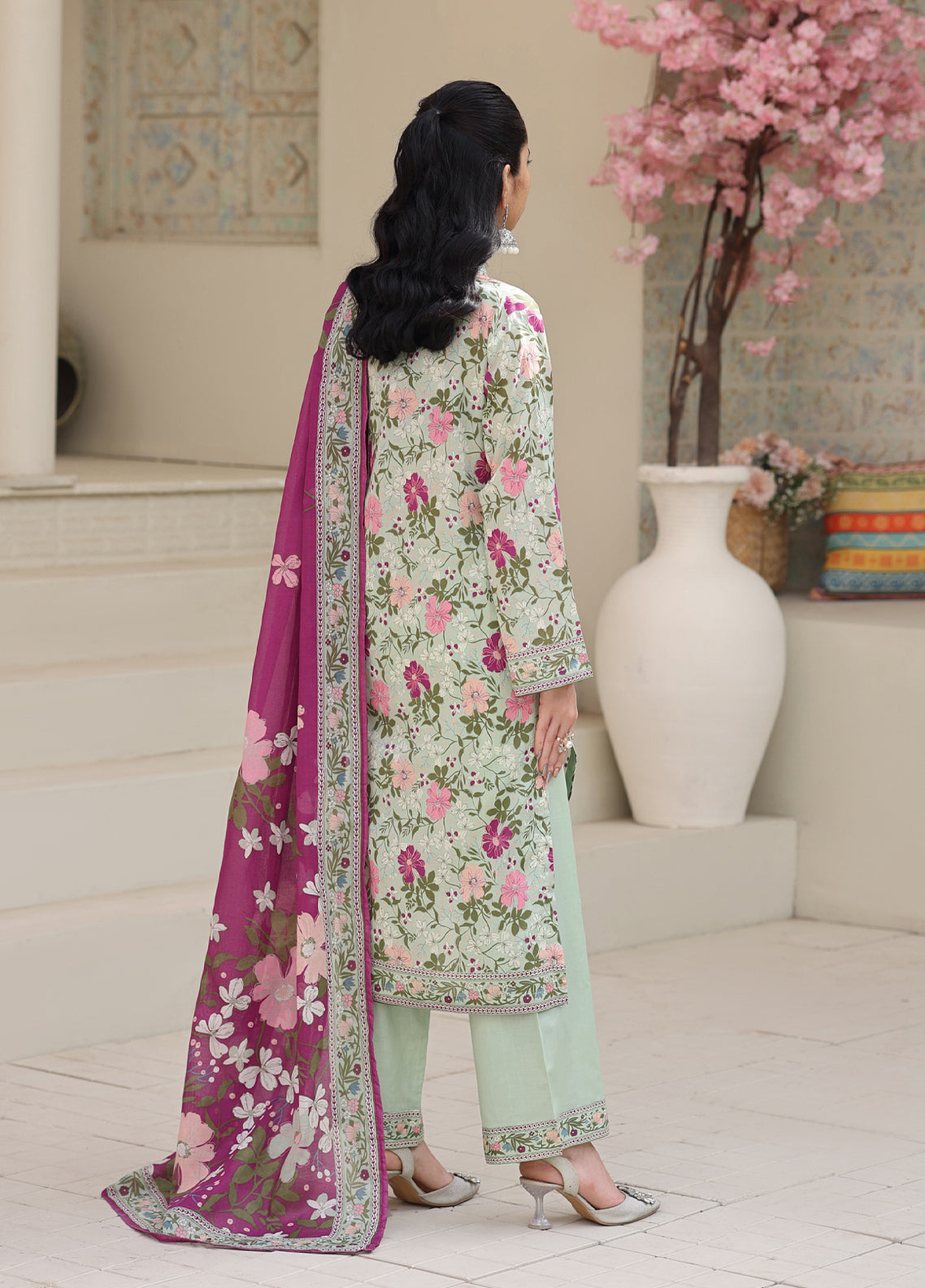Maya By Aizal Printed Lawn 3 Piece Stitched Suit AL26MPV4 D-842 Maya By Aizal Printed Lawn 3 Piece Stitched Suit AL26MPV4 D-842