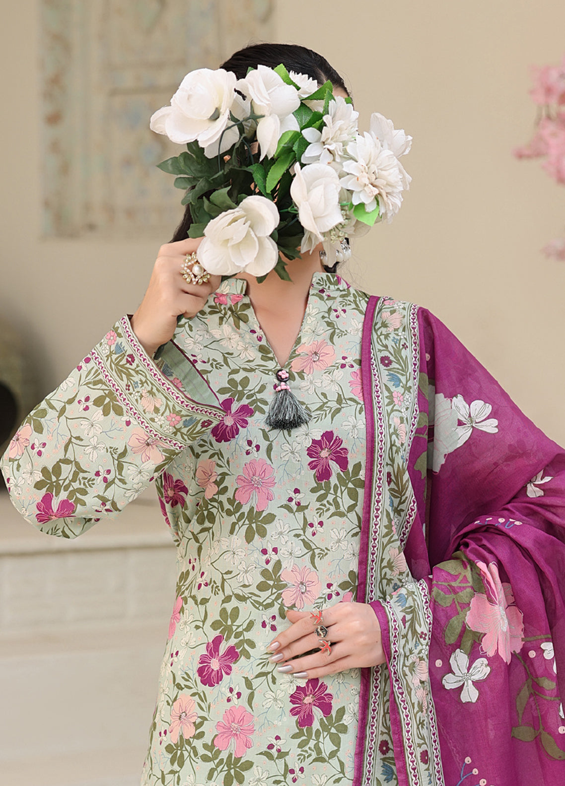 Maya By Aizal Printed Lawn 3 Piece Stitched Suit AL26MPV4 D-842 Maya By Aizal Printed Lawn 3 Piece Stitched Suit AL26MPV4 D-842