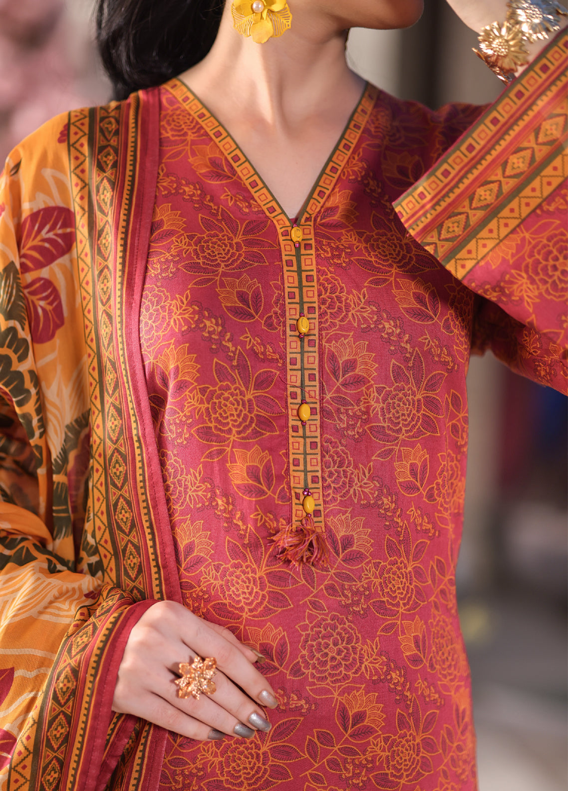 Maya By Aizal Printed Lawn 3 Piece Stitched Suit AL26MPV4 D-845 Maya By Aizal Printed Lawn 3 Piece Stitched Suit AL26MPV4 D-845