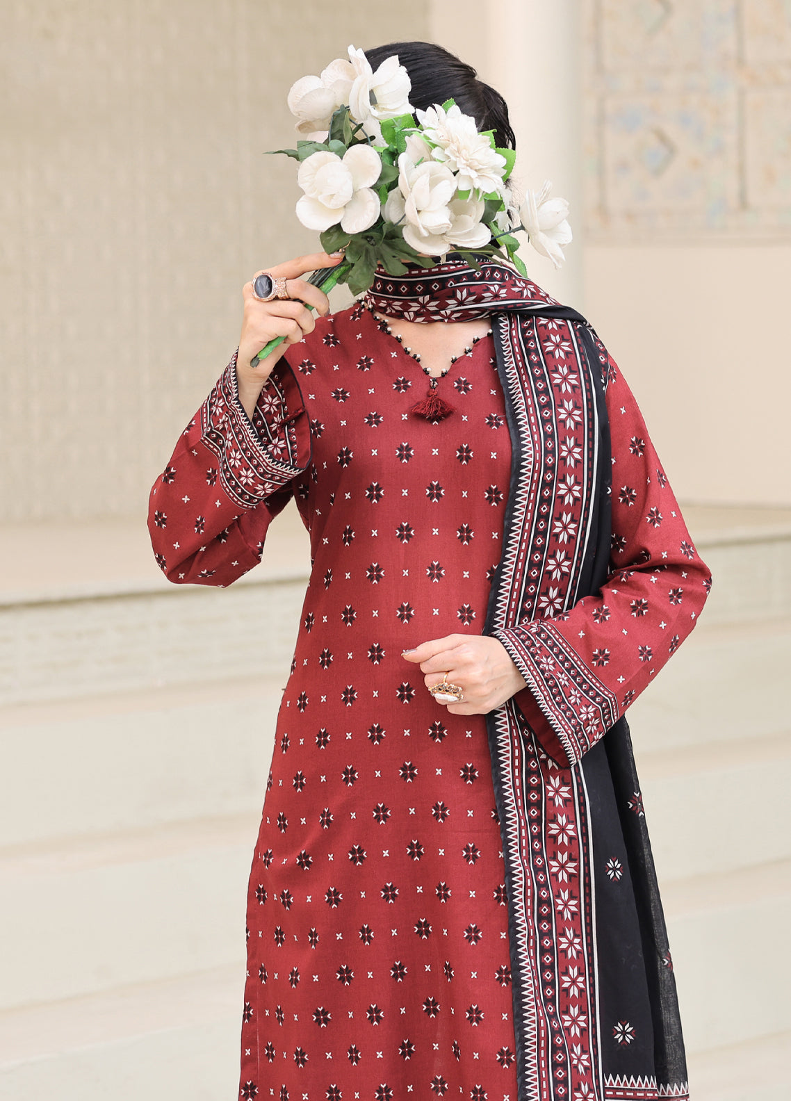 Maya By Aizal Printed Lawn 3 Piece Stitched Suit AL26MPV4 D-850 Maya By Aizal Printed Lawn 3 Piece Stitched Suit AL26MPV4 D-850