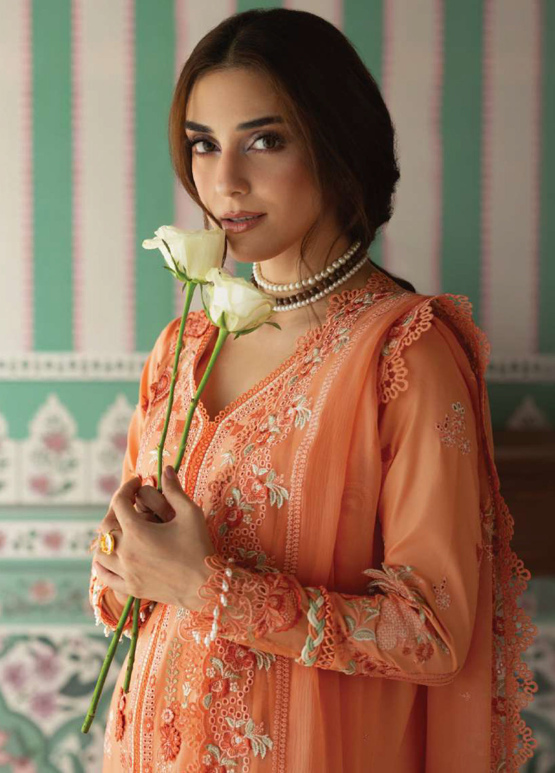 Maya By Imrozia Premium Luxury Embroidered Lawn 3 Piece Unstitched Suit IM26MLL D-148 VANYA Maya By Imrozia Premium Luxury Embroidered Lawn 3 Piece Unstitched Suit IM26MLL D-148 VANYA