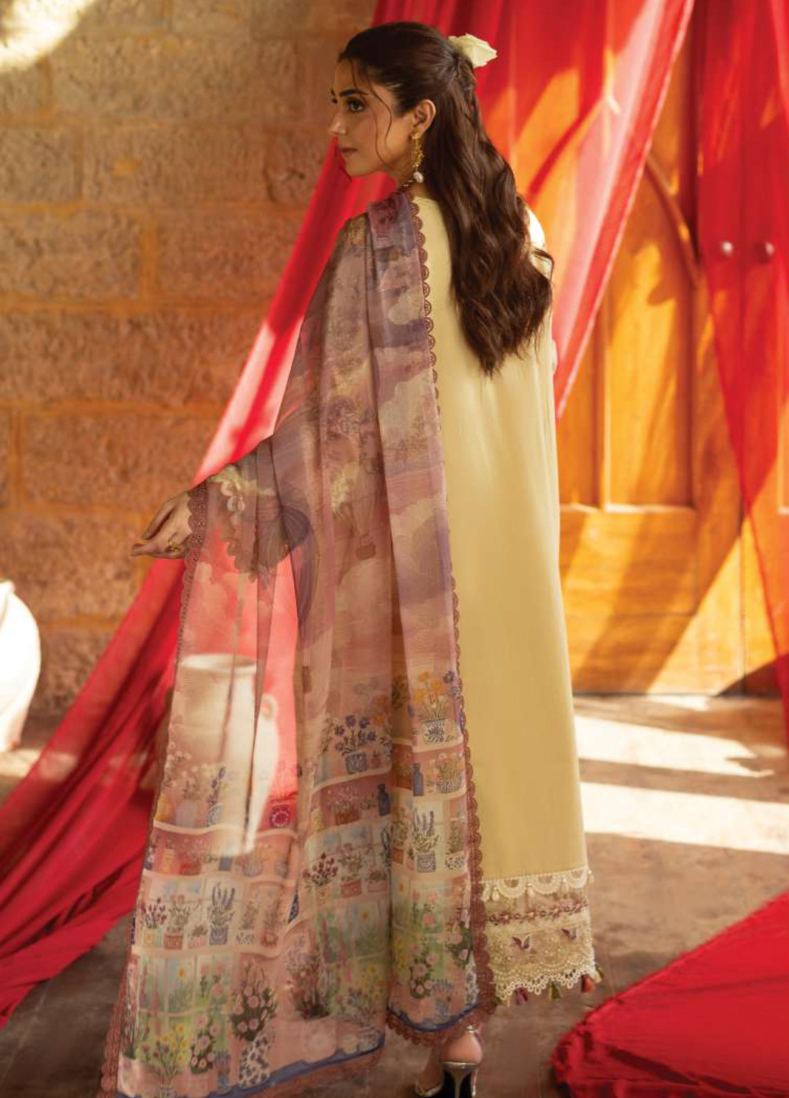 Maya By Imrozia Premium Luxury Embroidered Lawn 3 Piece Unstitched Suit IM26MLL D-151 NAEL Maya By Imrozia Premium Luxury Embroidered Lawn 3 Piece Unstitched Suit IM26MLL D-151 NAEL