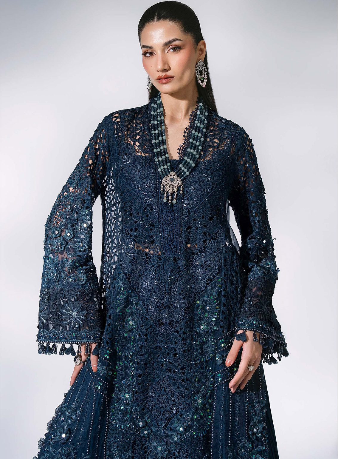 Mbroidered By Maria B Embroidered Organza 3 Piece Unstitched Suit MB26MWF D-BD-3106 PEACOCK BLUE Mbroidered By Maria B Embroidered Organza 3 Piece Unstitched Suit MB26MWF D-BD-3106 PEACOCK BLUE