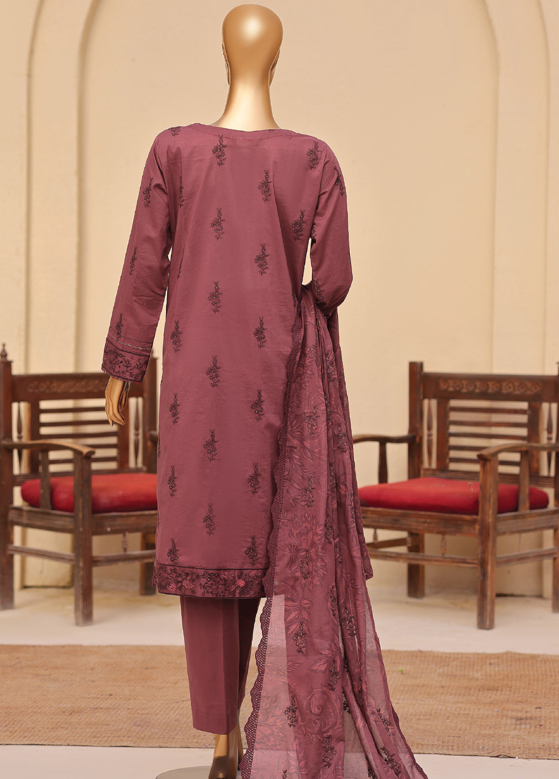 Meeras By HZ Textile Embroidered Lawn 3 Piece Unstitched Suit HZ26MPDE MPE-1084 Meeras By HZ Textile Embroidered Lawn 3 Piece Unstitched Suit HZ26MPDE MPE-1084