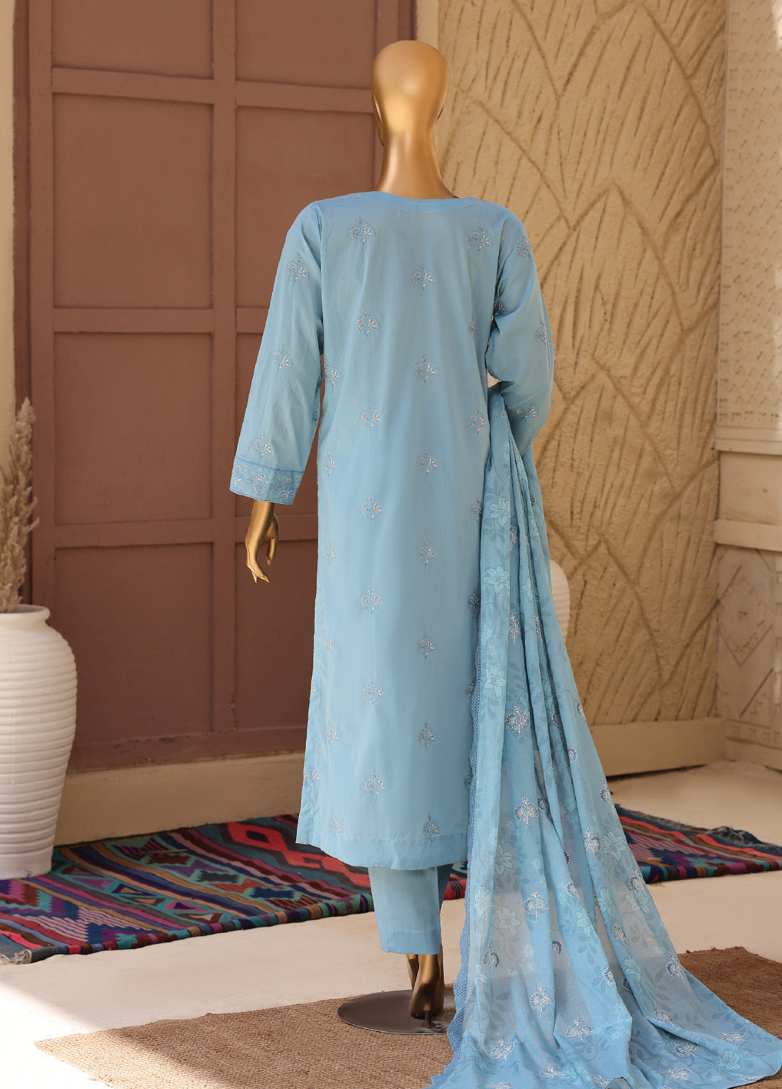 Meeras By HZ Textile Embroidered Lawn 3 Piece Unstitched Suit HZ26MPDE MPE-1089 Meeras By HZ Textile Embroidered Lawn 3 Piece Unstitched Suit HZ26MPDE MPE-1089