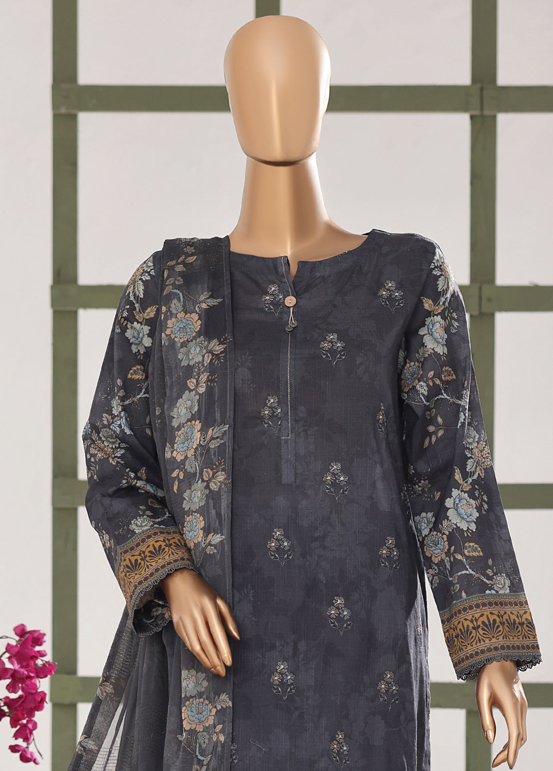 Mehak By HZ Textile Embroidered Slub Lawn 3 Piece Unstitched Suit HZ26MESLV2 D-3145 Mehak By HZ Textile Embroidered Slub Lawn 3 Piece Unstitched Suit HZ26MESLV2 D-3145