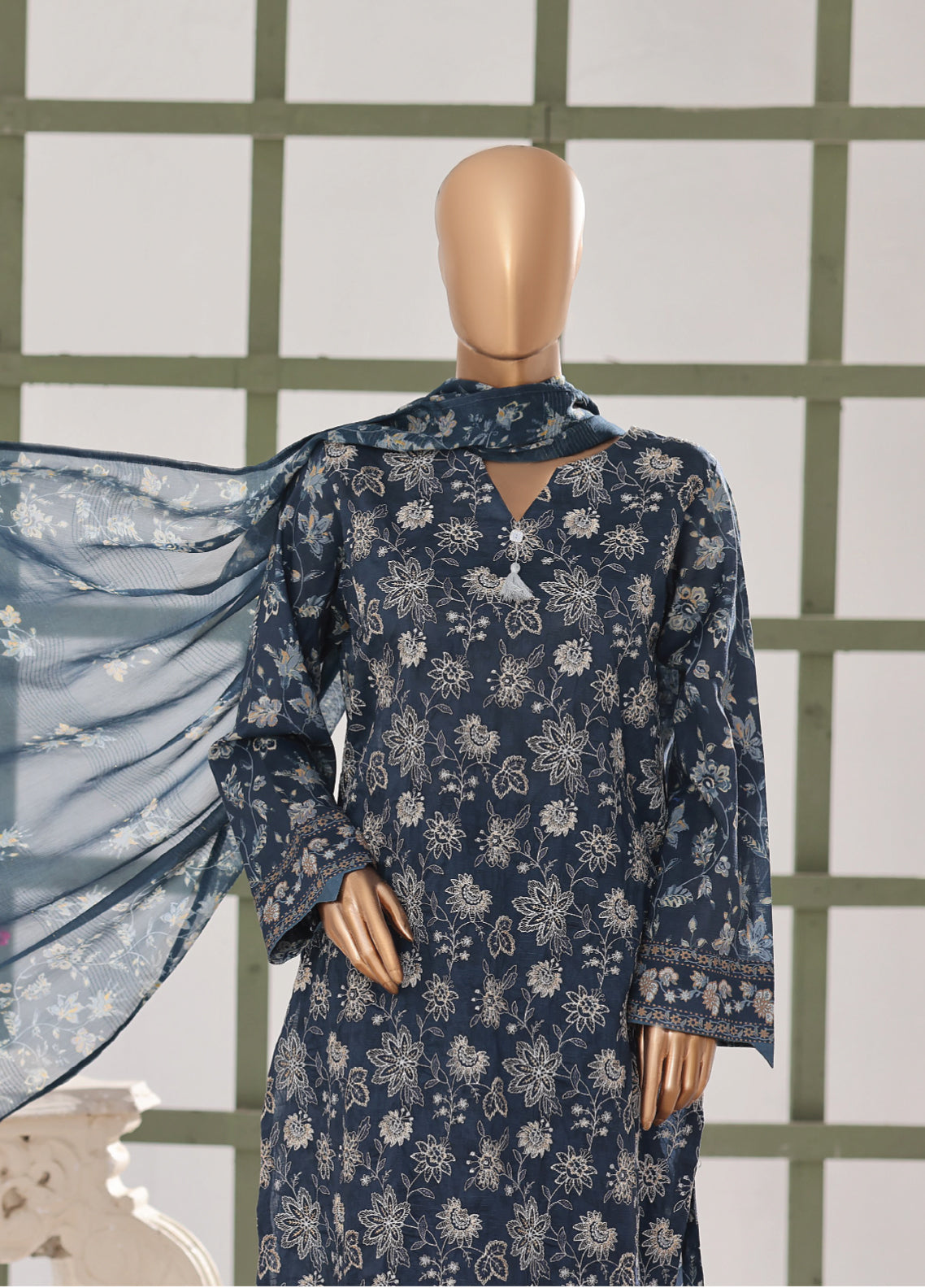 Mehak By HZ Textile Embroidered Slub Lawn 3 Piece Unstitched Suit HZ26MESLV2 D-3155 Mehak By HZ Textile Embroidered Slub Lawn 3 Piece Unstitched Suit HZ26MESLV2 D-3155
