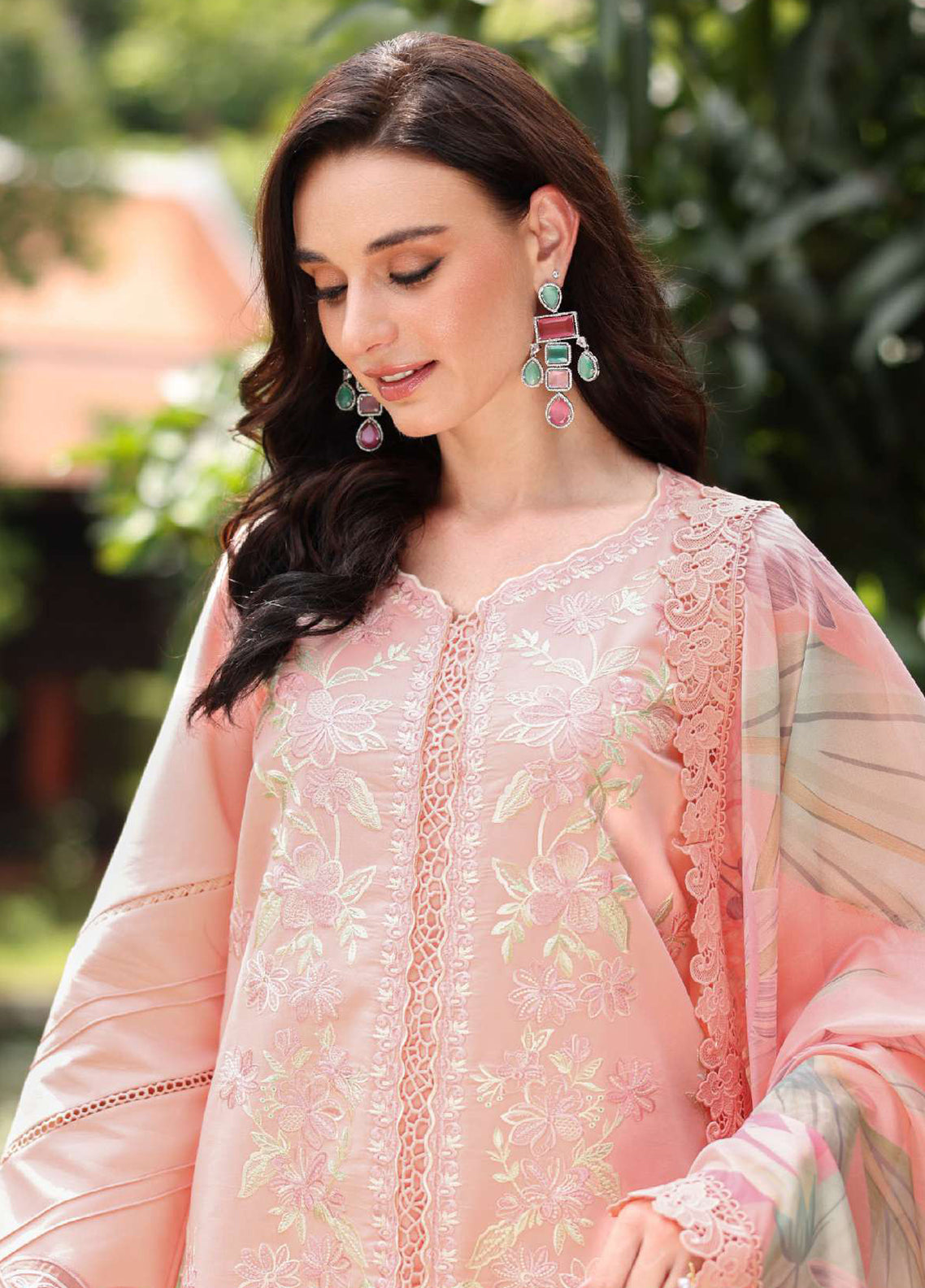 Meharma By Rang Rasiya Embroidered Lawn 3 Piece Unstitched Suit RR26M D-04 FAREESIA Meharma By Rang Rasiya Embroidered Lawn 3 Piece Unstitched Suit RR26M D-04 FAREESIA