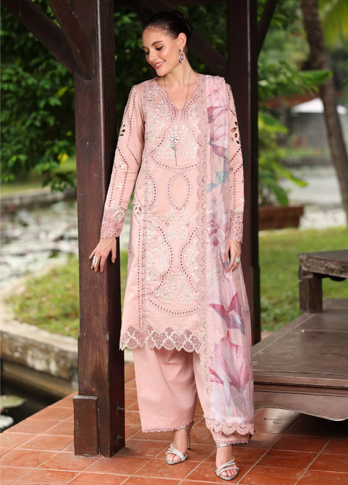 Meharma By Rang Rasiya Embroidered Lawn 3 Piece Unstitched Suit RR26M D-05 ARIANA Meharma By Rang Rasiya Embroidered Lawn 3 Piece Unstitched Suit RR26M D-05 ARIANA