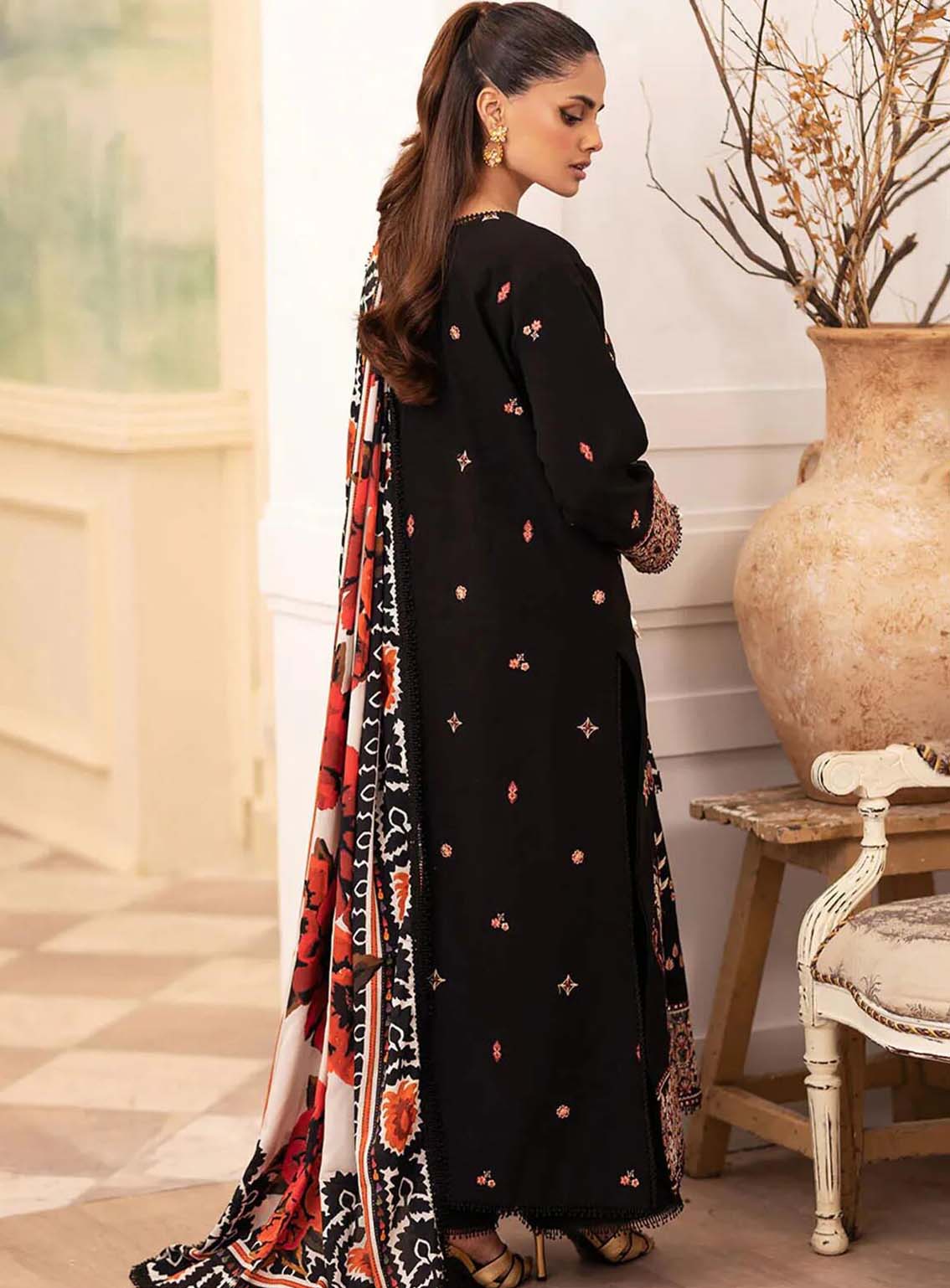 Meraki By Roheenaz Embroidered Linen Suits Unstitched 3 Piece - RNZ24MK 01B FREYA Meraki By Roheenaz Embroidered Linen Suits Unstitched 3 Piece - RNZ24MK 01B FREYA