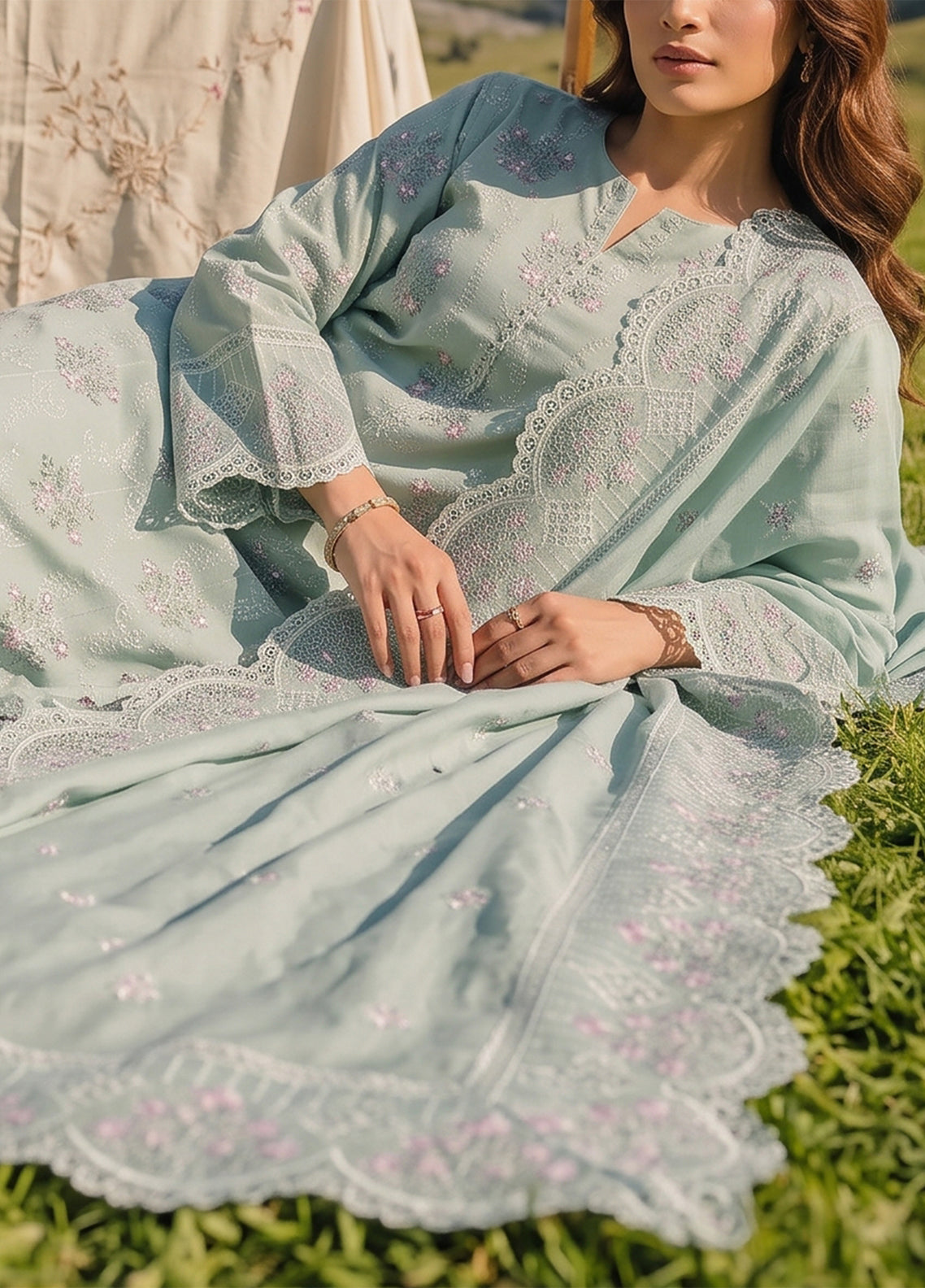 Miraas By VS Textile Embroidered Khaddar 3 Piece Unstitched Suit VS26MV1 D-EK-689 Green - Detail Miraas By VS Textile Embroidered Khaddar 3 Piece Unstitched Suit VS26MV1 D-EK-689 Green - Detail