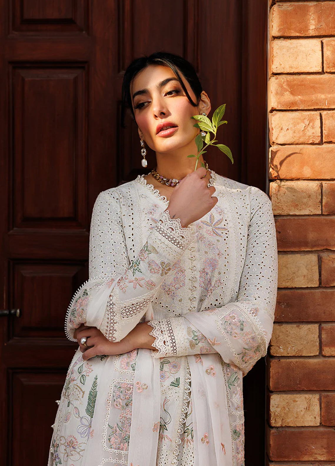 Mirabelle By Emaan Adeel Embroidered Lawn 3 Piece Unstitched Suit EA26MFLL D-SERAPH Mirabelle By Emaan Adeel Embroidered Lawn 3 Piece Unstitched Suit EA26MFLL D-SERAPH