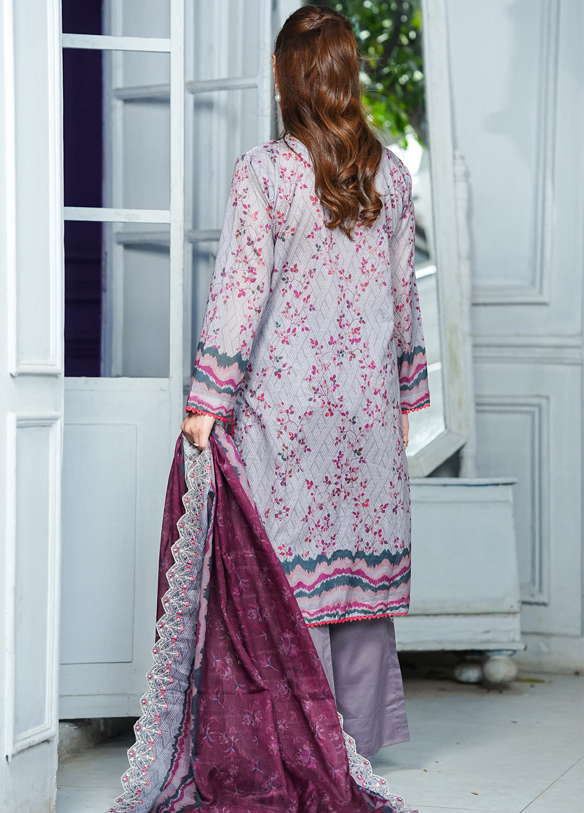 Misaal By VS Textile Embroidered Lawn 3 Piece Unstitched Suit VS26MEL D-574 Misaal By VS Textile Embroidered Lawn 3 Piece Unstitched Suit VS26MEL D-574