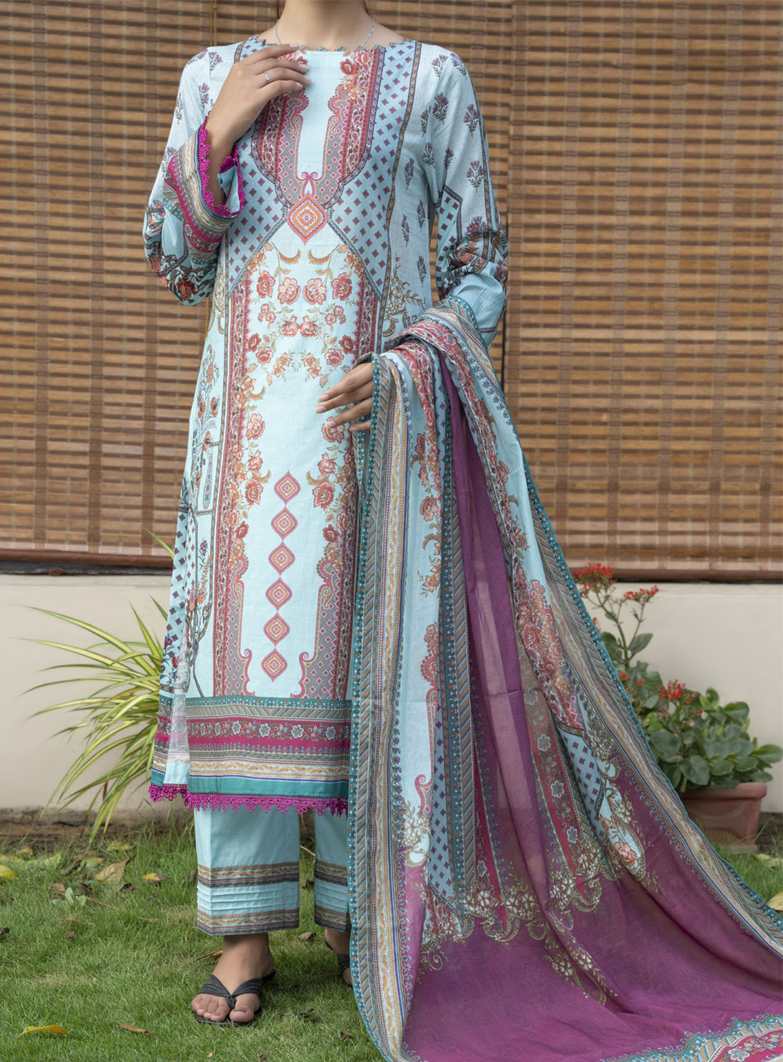 Misri By VS Textile Printed Lawn Suits Unstitched 3 Piece - VS24MPL 414 Misri By VS Textile Printed Lawn Suits Unstitched 3 Piece - VS24MPL 414