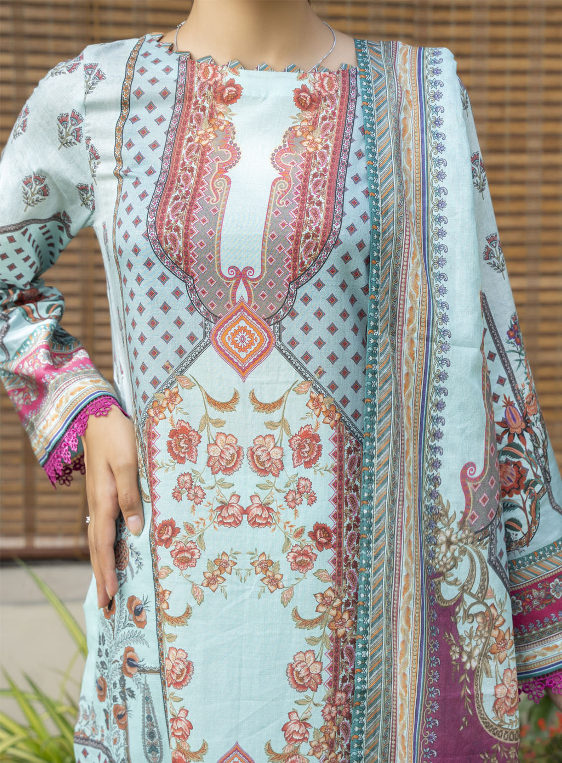 Misri By VS Textile Printed Lawn Suits Unstitched 3 Piece - VS24MPL 414 Misri By VS Textile Printed Lawn Suits Unstitched 3 Piece - VS24MPL 414