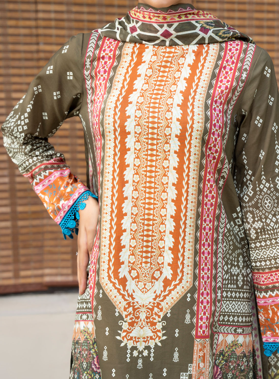 Misri By VS Textile Printed Lawn Suits Unstitched 3 Piece - VS24MPL 416 Misri By VS Textile Printed Lawn Suits Unstitched 3 Piece - VS24MPL 416