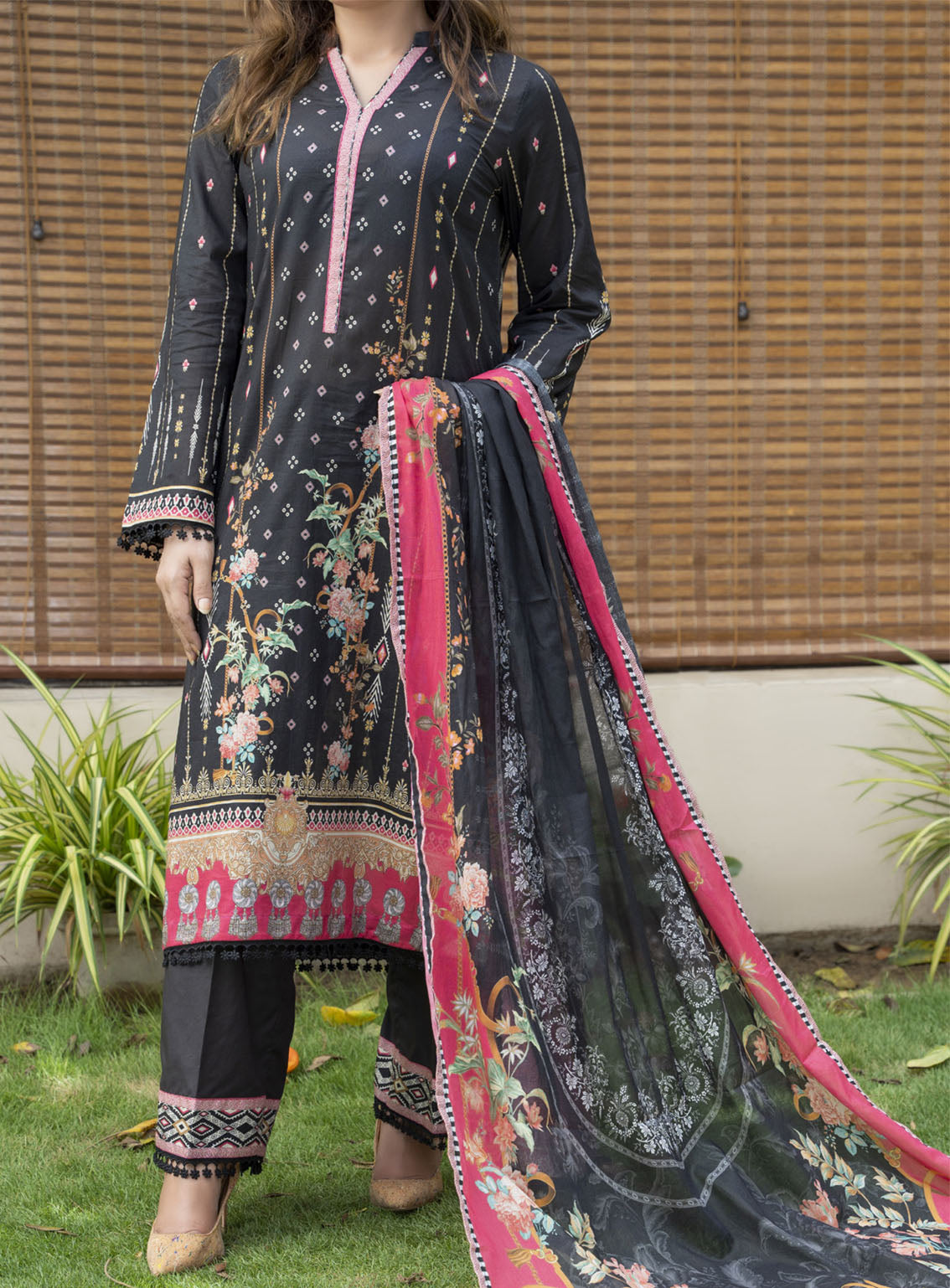 Misri By VS Textile Printed Lawn Suits Unstitched 3 Piece - VS24MPL 419 Misri By VS Textile Printed Lawn Suits Unstitched 3 Piece - VS24MPL 419