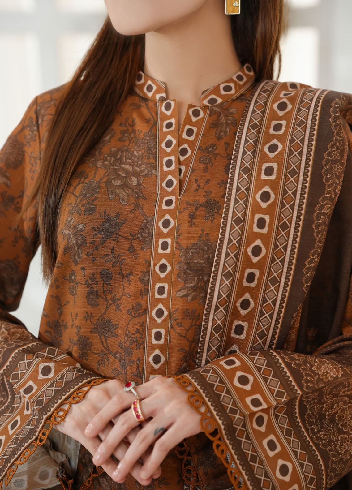 Misri By VS Textile Printed Lawn 3 Piece Unstitched Suit VS26MPLV1N2 D-752 Misri By VS Textile Printed Lawn 3 Piece Unstitched Suit VS26MPLV1N2 D-752