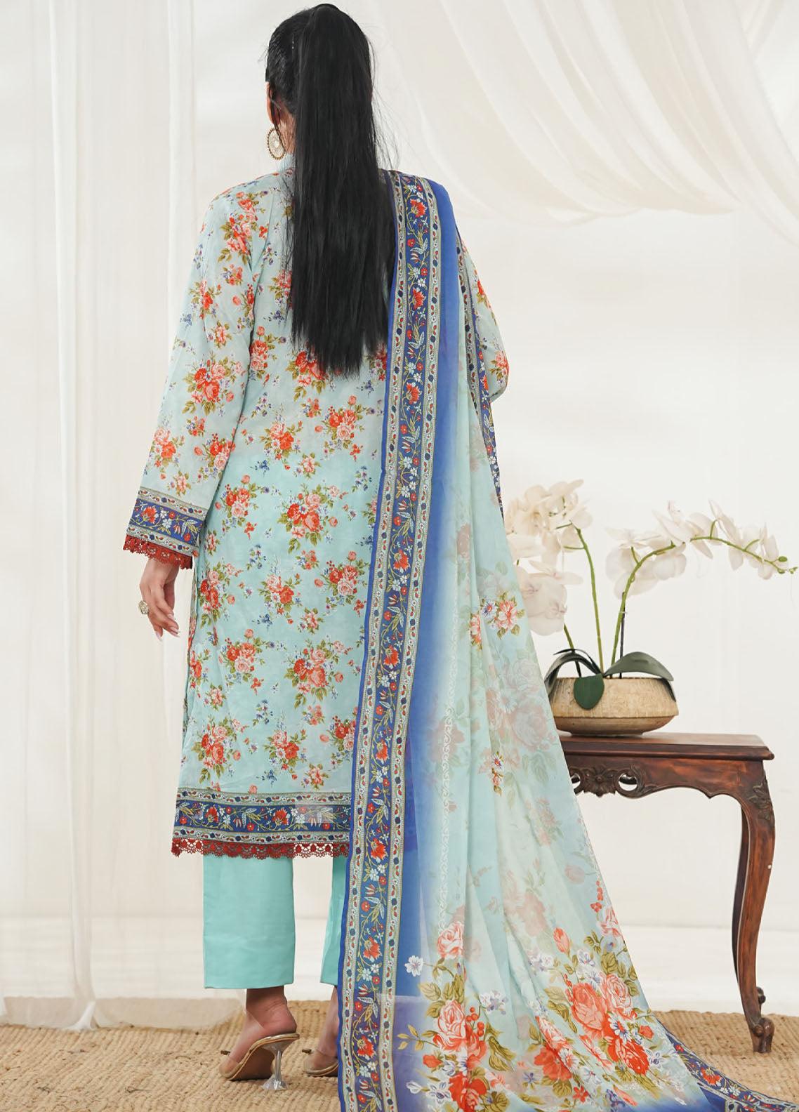 Misri By VS Textile Printed Lawn 3 Piece Unstitched Suit VS26MPLV1N2 D-764 Misri By VS Textile Printed Lawn 3 Piece Unstitched Suit VS26MPLV1N2 D-764