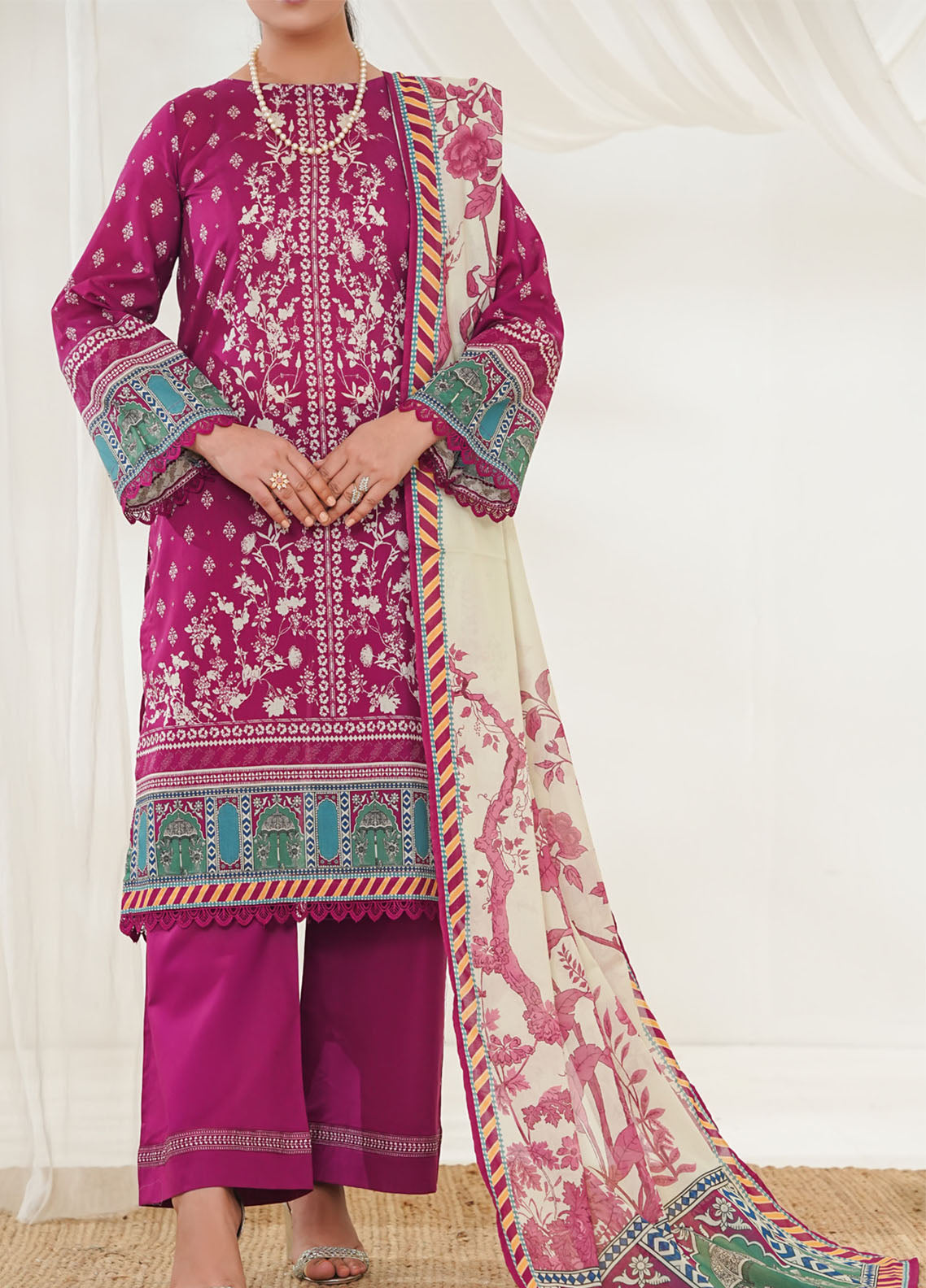 Misri By VS Textile Printed Lawn 3 Piece Unstitched Suit VS26MPLV1N2 D-766 Misri By VS Textile Printed Lawn 3 Piece Unstitched Suit VS26MPLV1N2 D-766