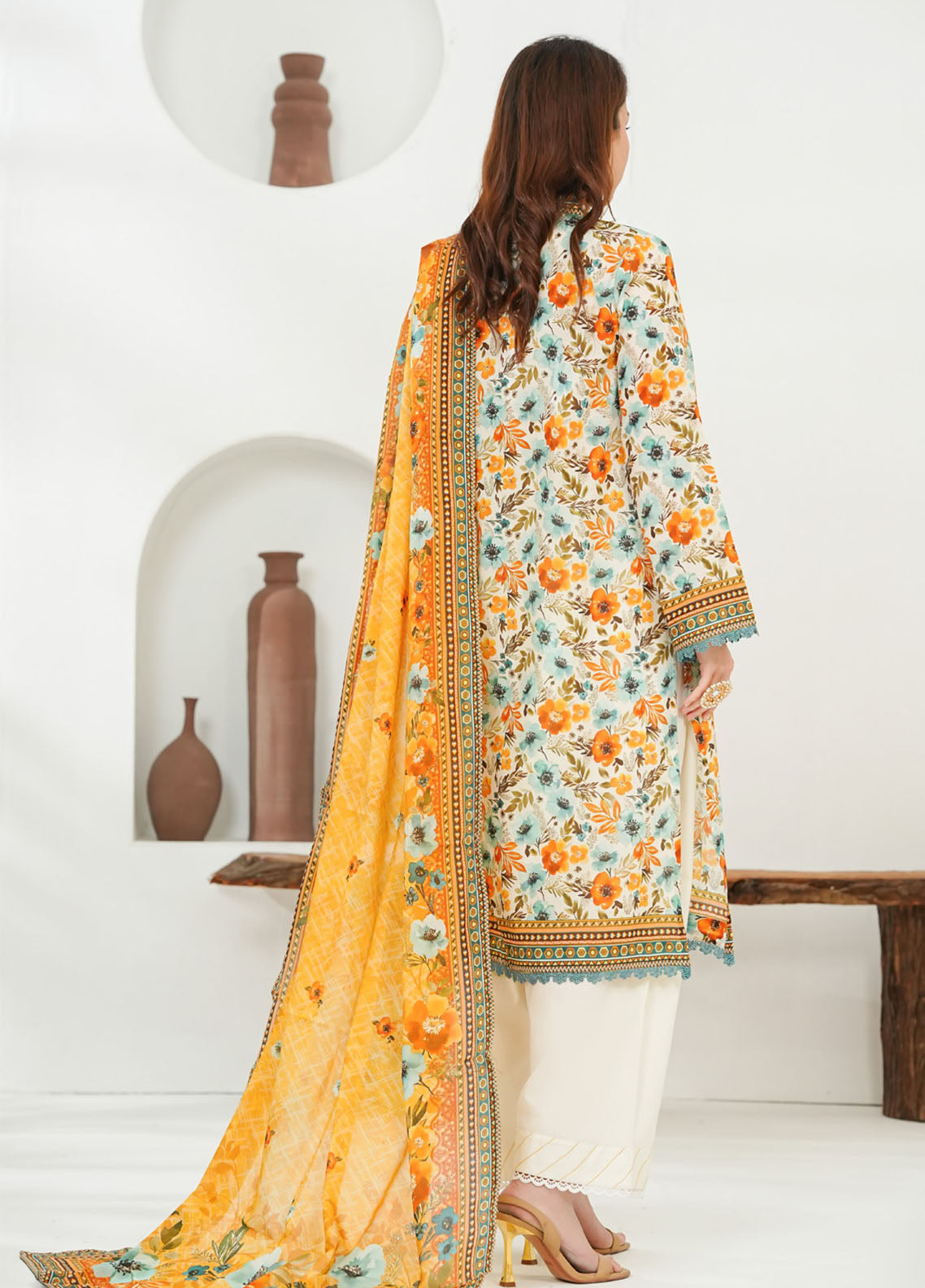 Misri By VS Textile Printed Lawn 3 Piece Unstitched Suit VS26MPLV1N2 D-775 Misri By VS Textile Printed Lawn 3 Piece Unstitched Suit VS26MPLV1N2 D-775