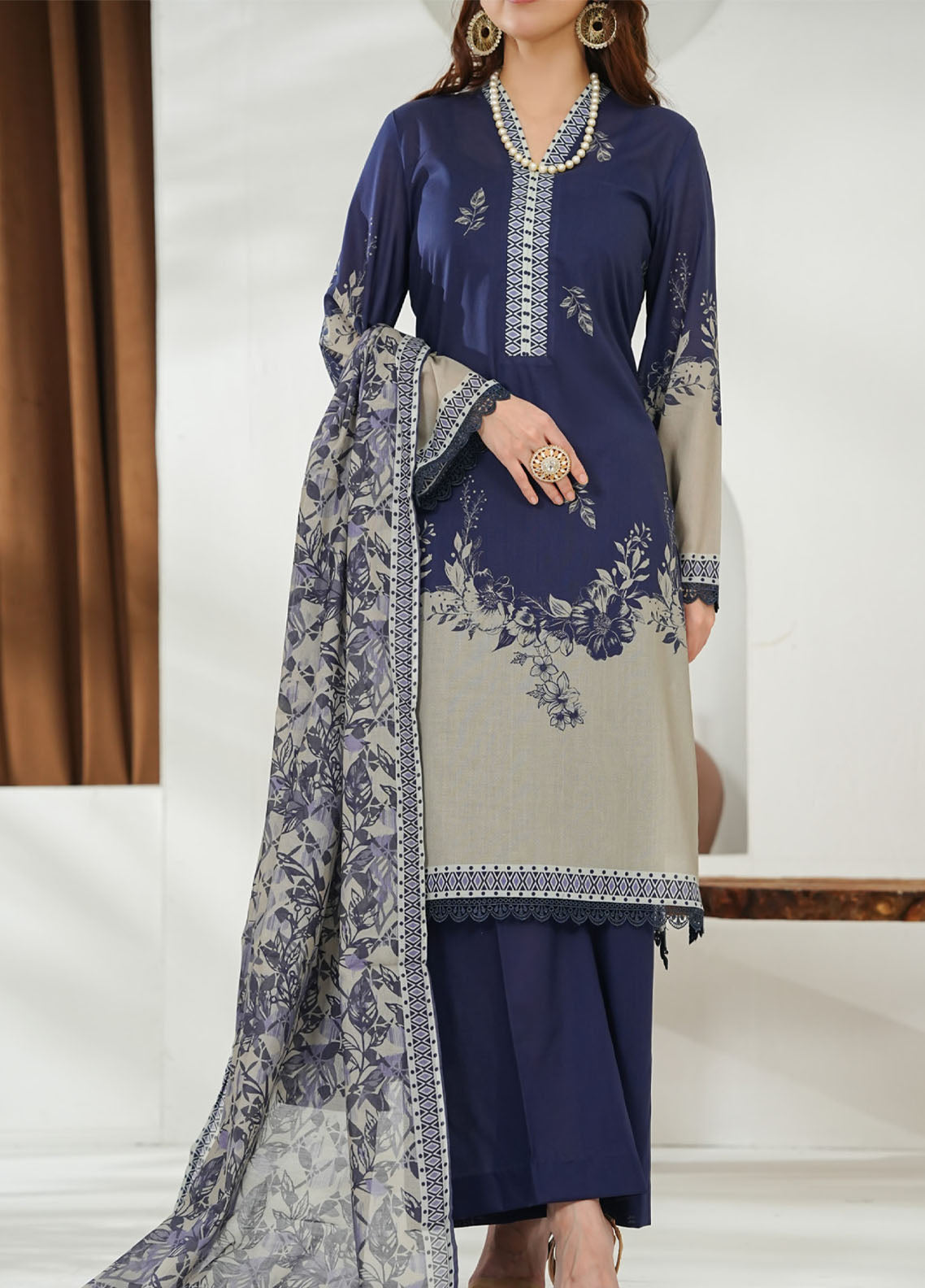 Misri By VS Textile Printed Lawn 3 Piece Unstitched Suit VS26MPLV1N2 D-779 Misri By VS Textile Printed Lawn 3 Piece Unstitched Suit VS26MPLV1N2 D-779