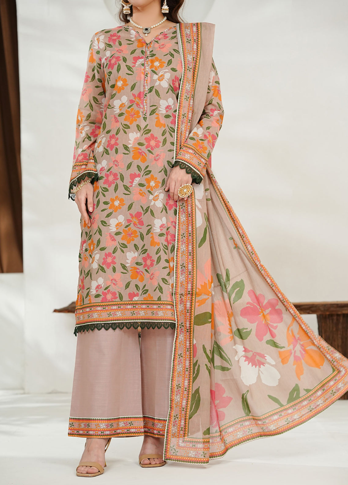 Misri By VS Textile Printed Lawn 3 Piece Unstitched Suit VS26MPLV3 D-961 Misri By VS Textile Printed Lawn 3 Piece Unstitched Suit VS26MPLV3 D-961