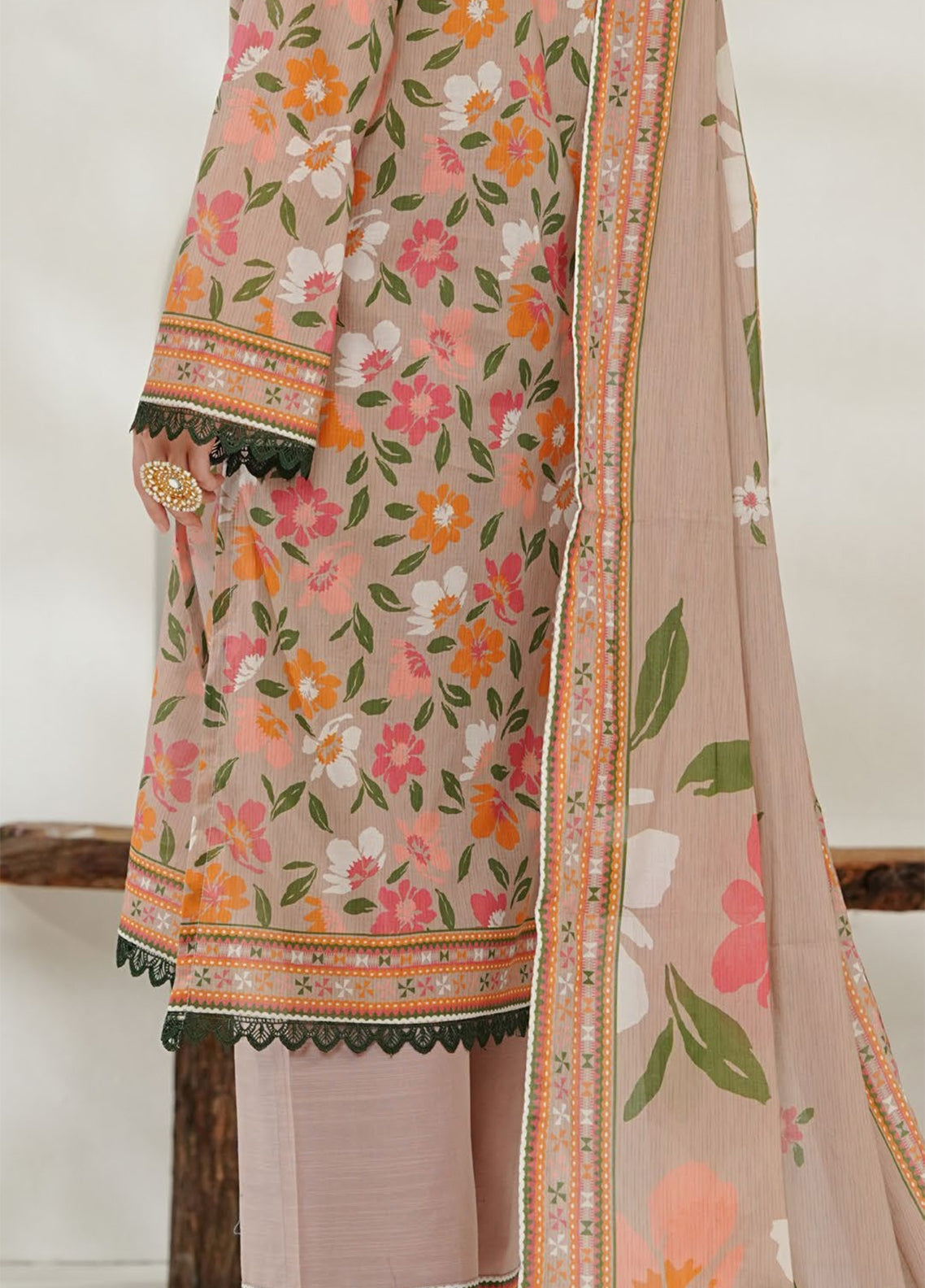 Misri By VS Textile Printed Lawn 3 Piece Unstitched Suit VS26MPLV3 D-961 Misri By VS Textile Printed Lawn 3 Piece Unstitched Suit VS26MPLV3 D-961