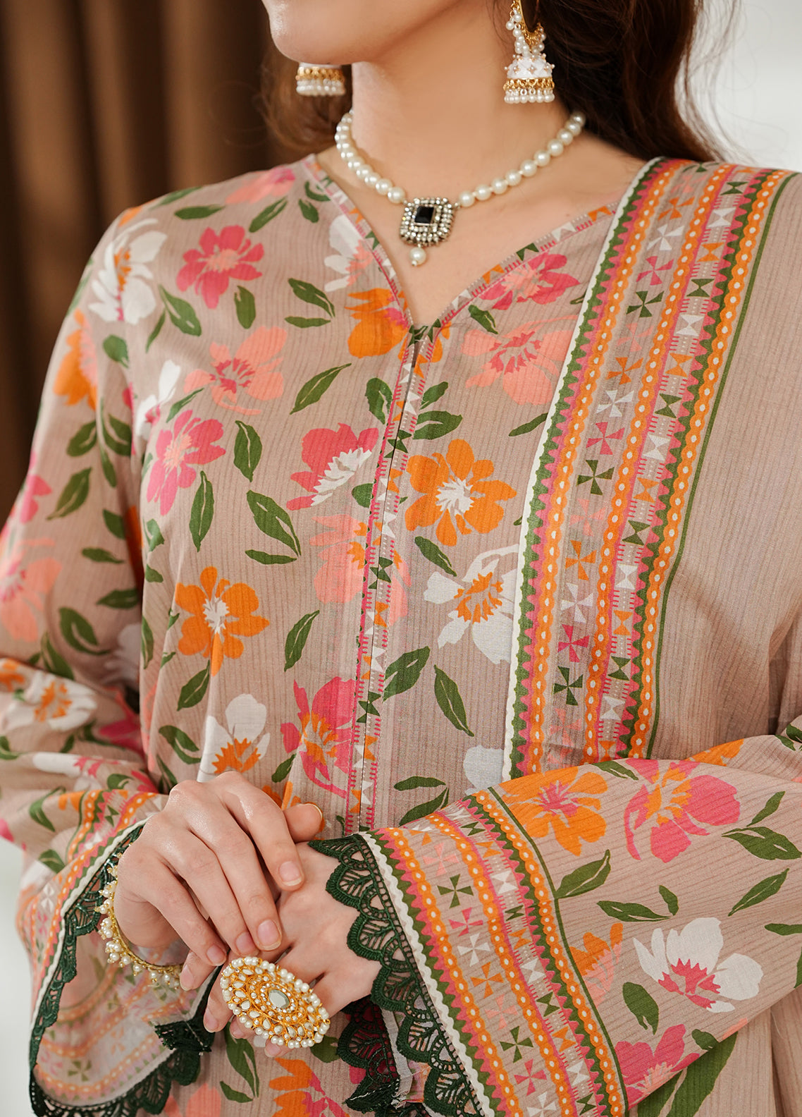 Misri By VS Textile Printed Lawn 3 Piece Unstitched Suit VS26V2 D-901 Misri By VS Textile Printed Lawn 3 Piece Unstitched Suit VS26V2 D-901