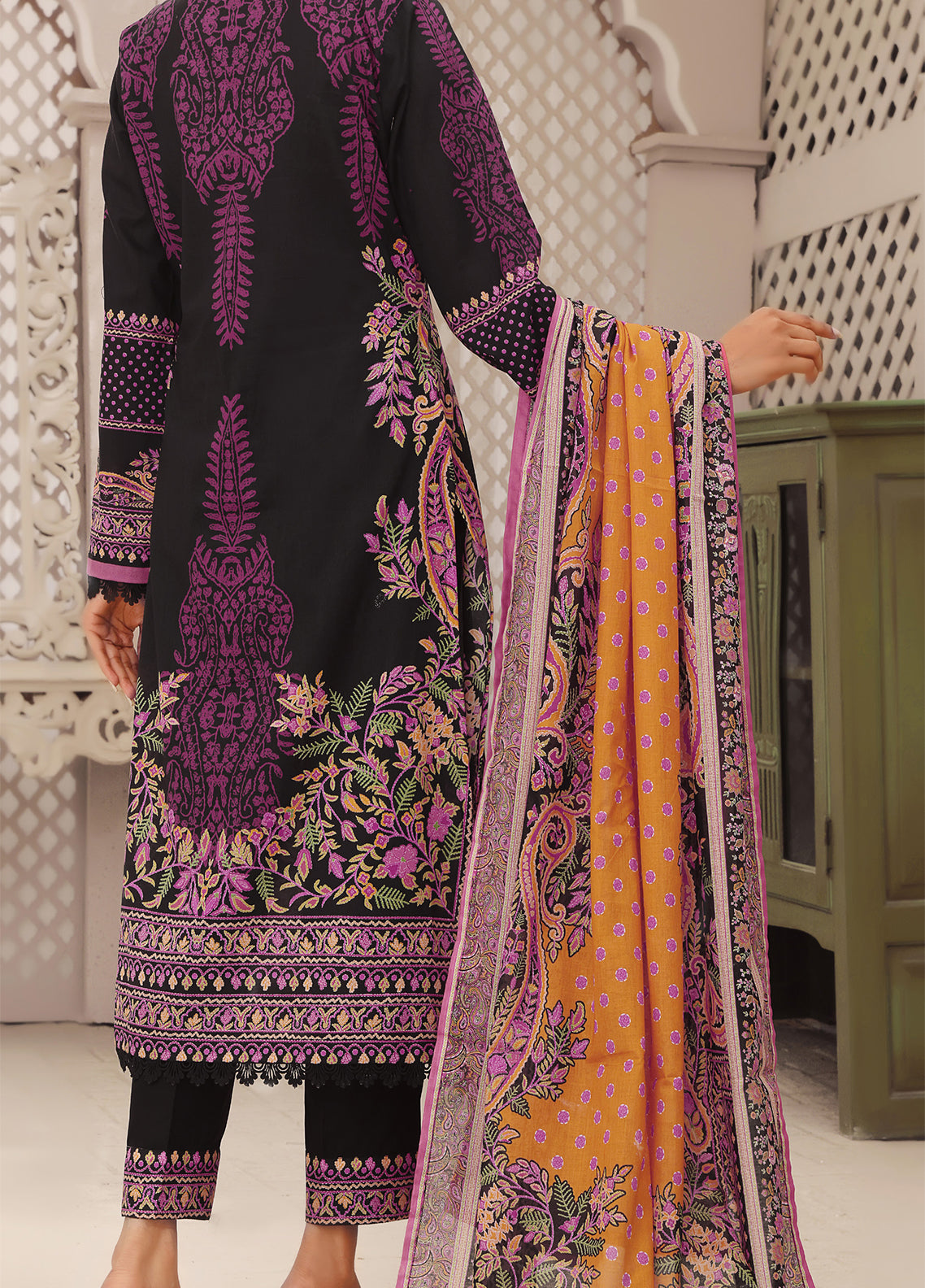 Misri By VS Textile Printed Lawn 3 Piece Unstitched Suit VS26V2 D-907 Misri By VS Textile Printed Lawn 3 Piece Unstitched Suit VS26V2 D-907