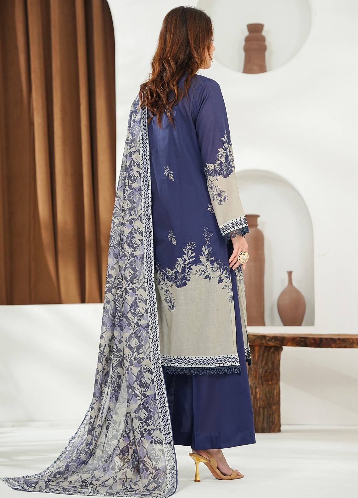 Misri By VS Textile Printed Lawn 3 Piece Unstitched Suit VS26V2 D-909 Misri By VS Textile Printed Lawn 3 Piece Unstitched Suit VS26V2 D-909