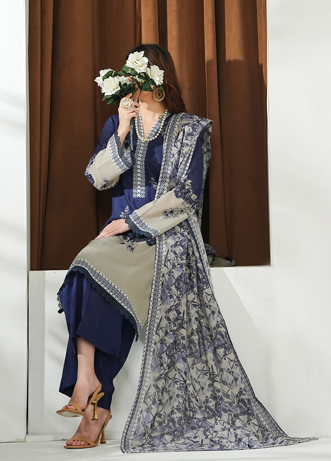 Misri By VS Textile Printed Lawn 3 Piece Unstitched Suit VS26V2 D-909 Misri By VS Textile Printed Lawn 3 Piece Unstitched Suit VS26V2 D-909