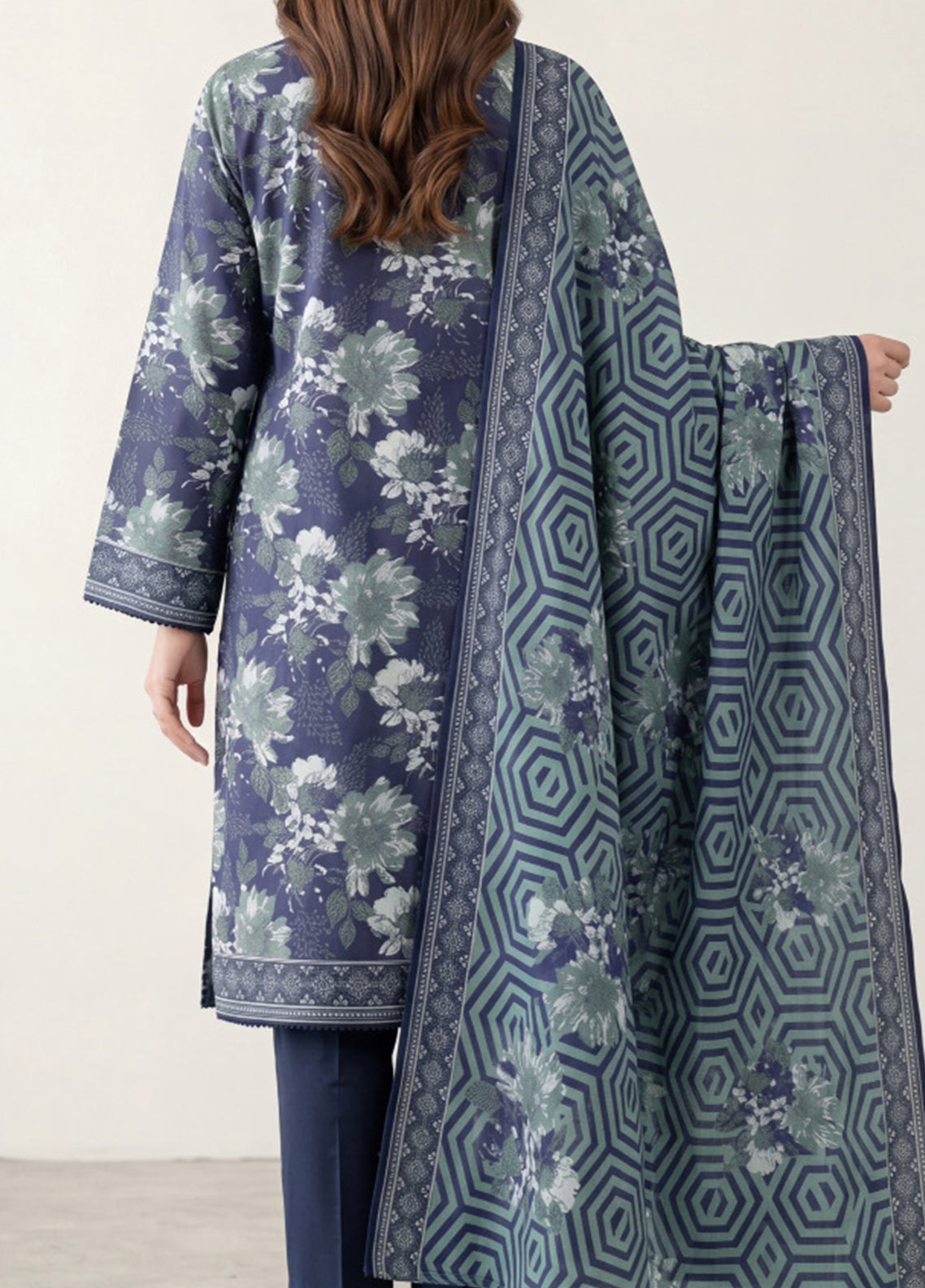 Misri By VS Textile Printed Lawn 3 Piece Unstitched Suit VS26V2 D-913 Misri By VS Textile Printed Lawn 3 Piece Unstitched Suit VS26V2 D-913