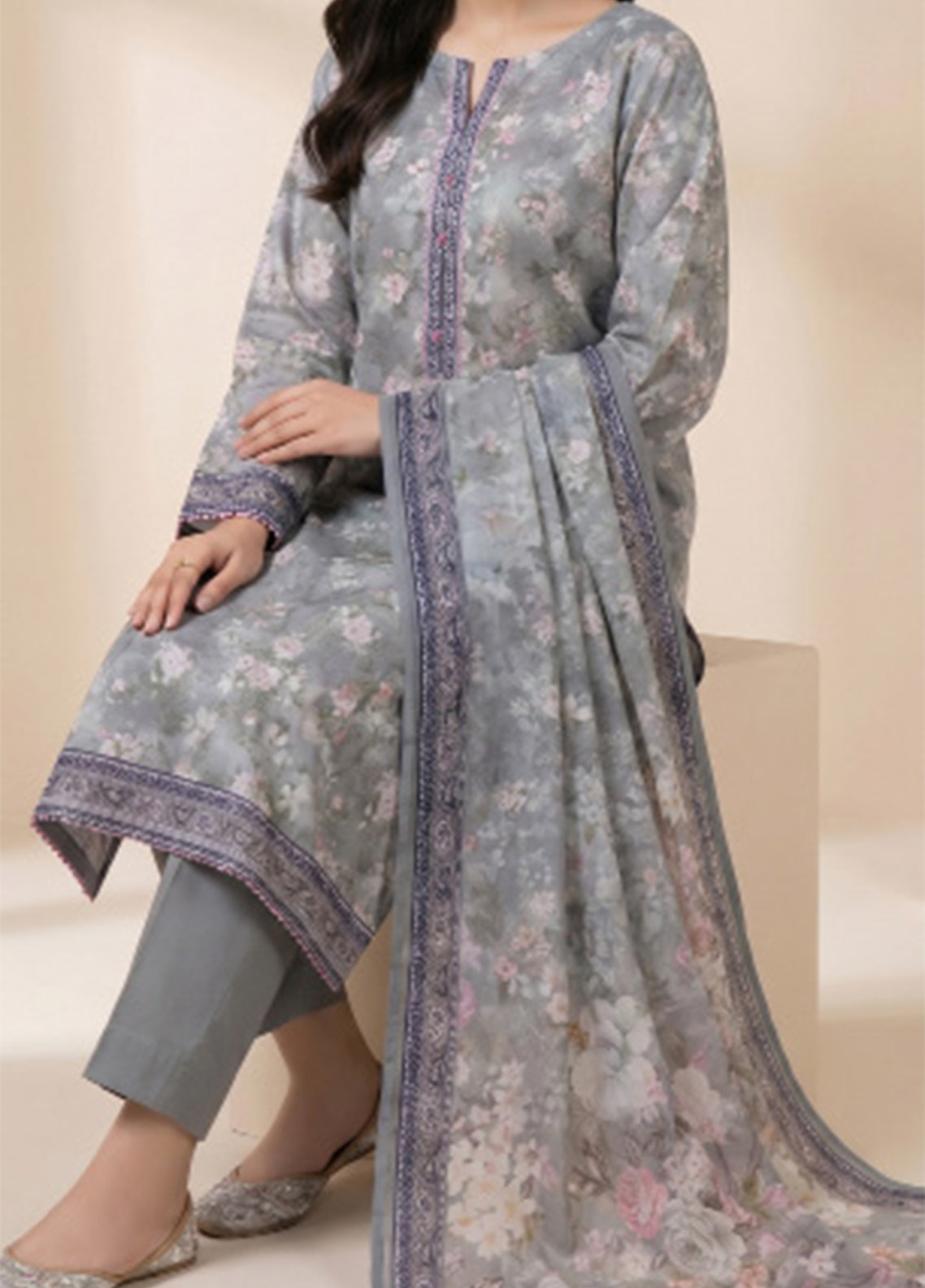 Misri By VS Textile Printed Lawn 3 Piece Unstitched Suit VS26V2 D-914 Misri By VS Textile Printed Lawn 3 Piece Unstitched Suit VS26V2 D-914