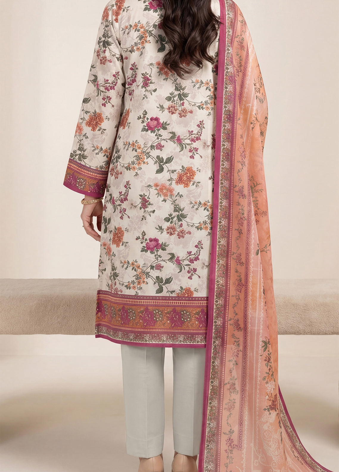 Misri By VS Textile Printed Lawn 3 Piece Unstitched Suit VS26V2 D-916 Misri By VS Textile Printed Lawn 3 Piece Unstitched Suit VS26V2 D-916