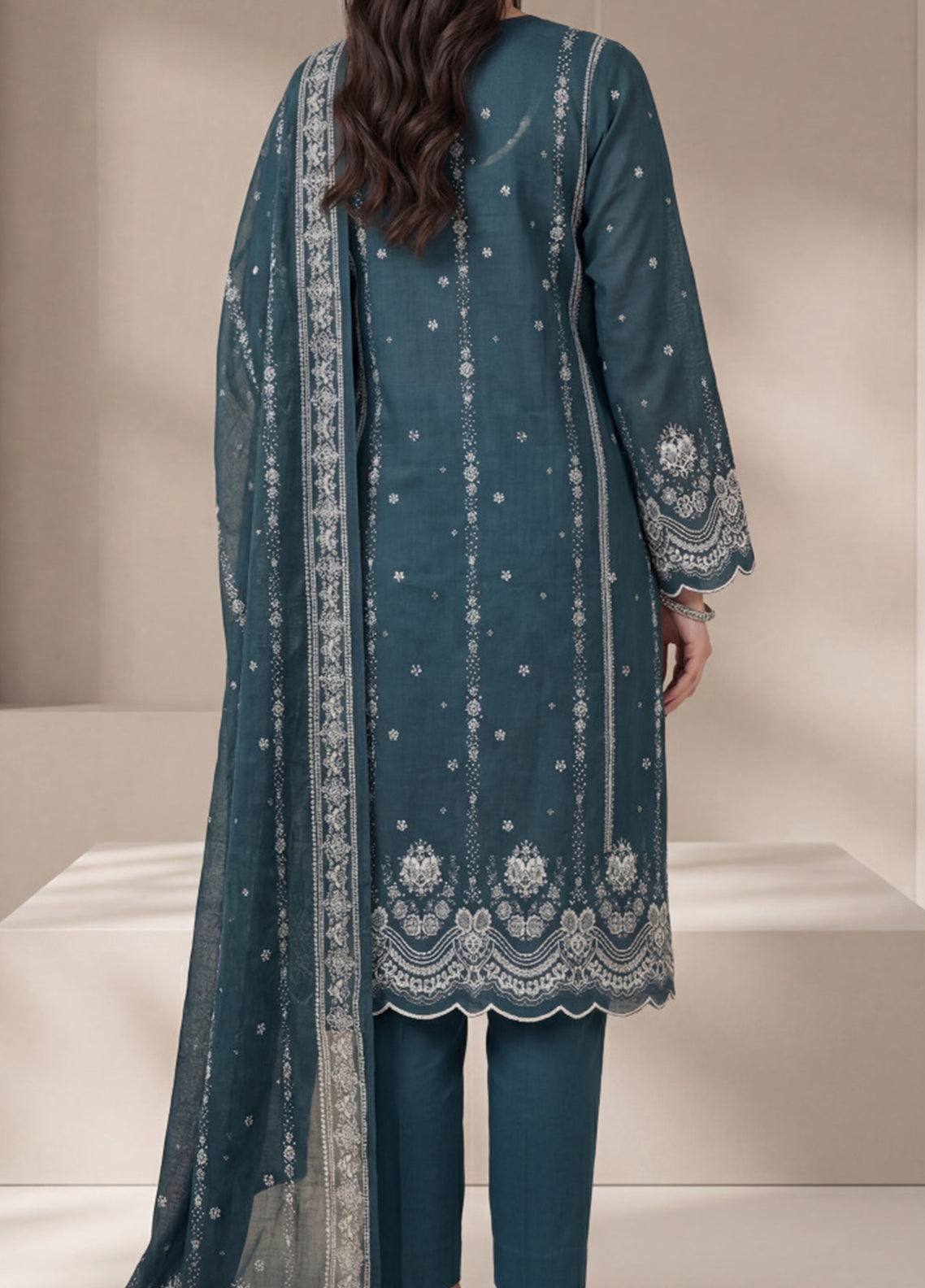 Misri By VS Textile Printed Lawn 3 Piece Unstitched Suit VS26V2 D-917 Misri By VS Textile Printed Lawn 3 Piece Unstitched Suit VS26V2 D-917
