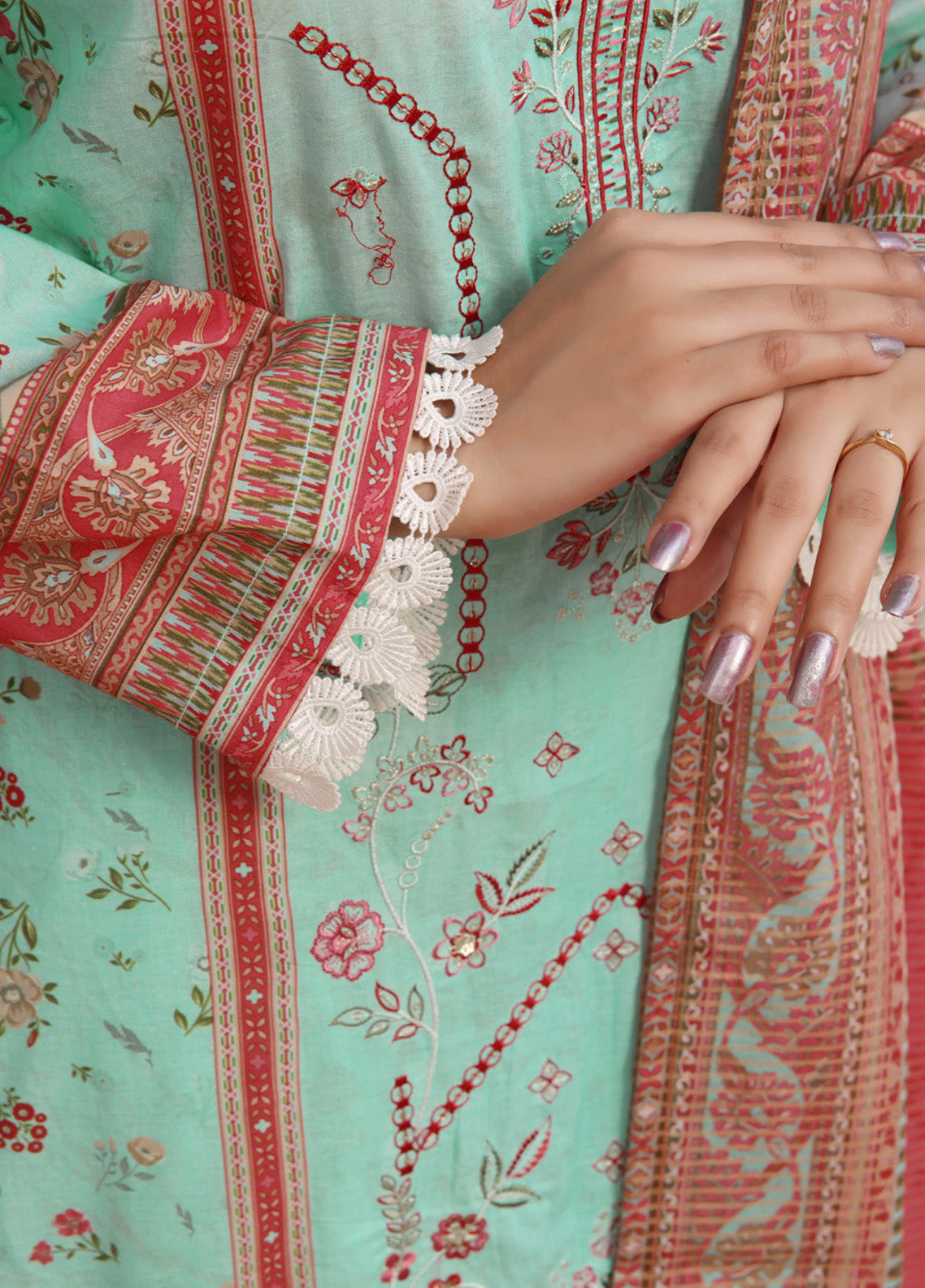 Misri by VS Textile Embroidered Lawn Suits Unstitched 3 Piece - VS25ML 472 Misri by VS Textile Embroidered Lawn Suits Unstitched 3 Piece - VS25ML 472