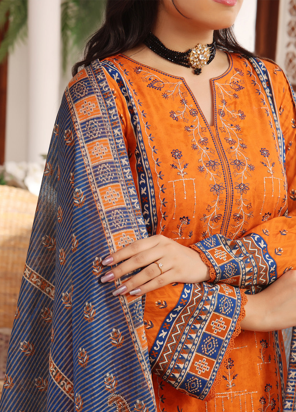 Misri by VS Textile Embroidered Lawn Suits Unstitched 3 Piece - VS25ML 475 Misri by VS Textile Embroidered Lawn Suits Unstitched 3 Piece - VS25ML 475