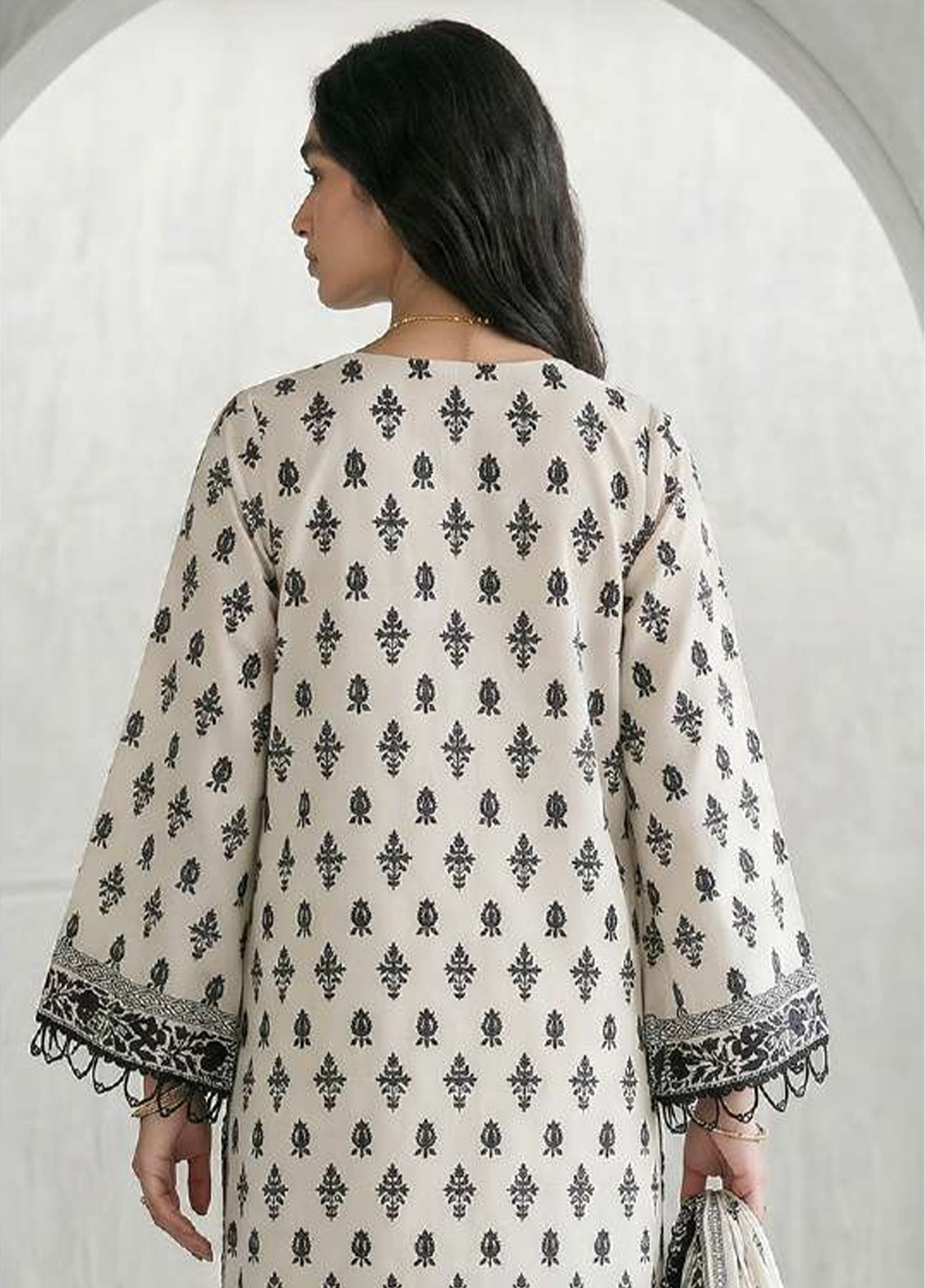 Monochrome By Zellbury Printed Lawn 3 Piece Unstitched Suit WUS26X31088 Monochrome By Zellbury Printed Lawn 3 Piece Unstitched Suit WUS26X31088
