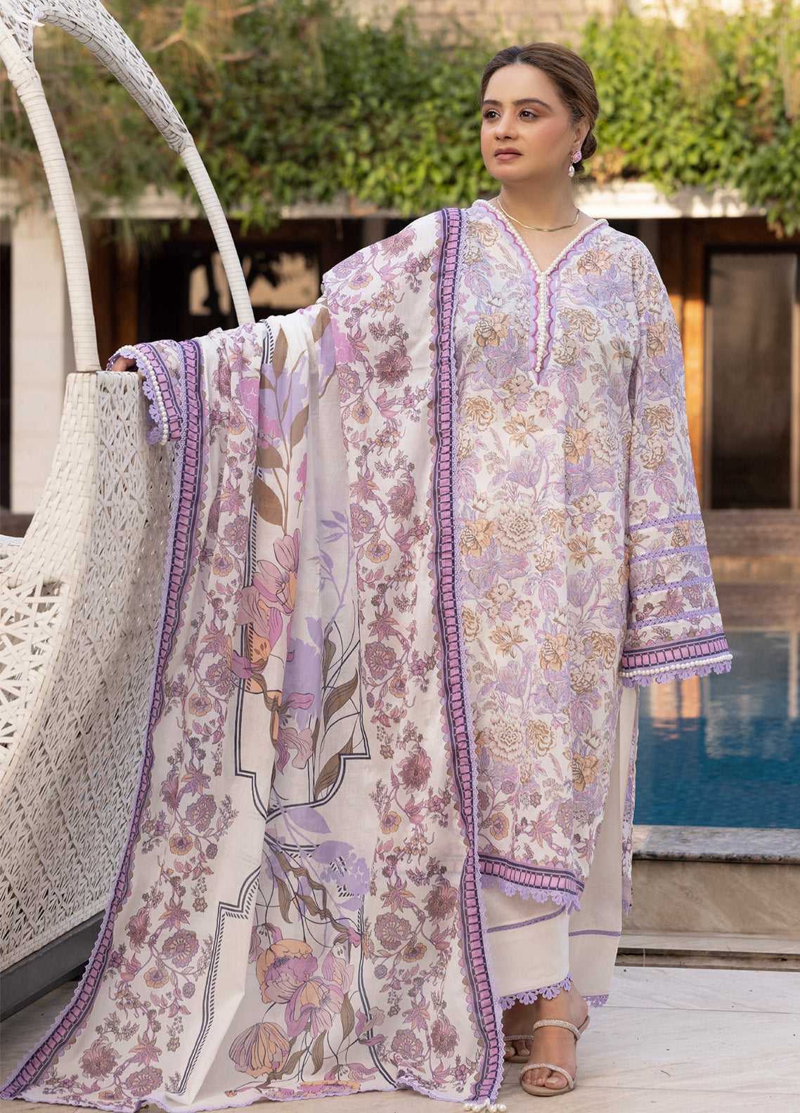 Mother's Tribute By Gul Ahmed Printed Lawn Suits Unstitched 3 Piece - GA25MT CL52666 Mother's Tribute By Gul Ahmed Printed Lawn Suits Unstitched 3 Piece - GA25MT CL52666