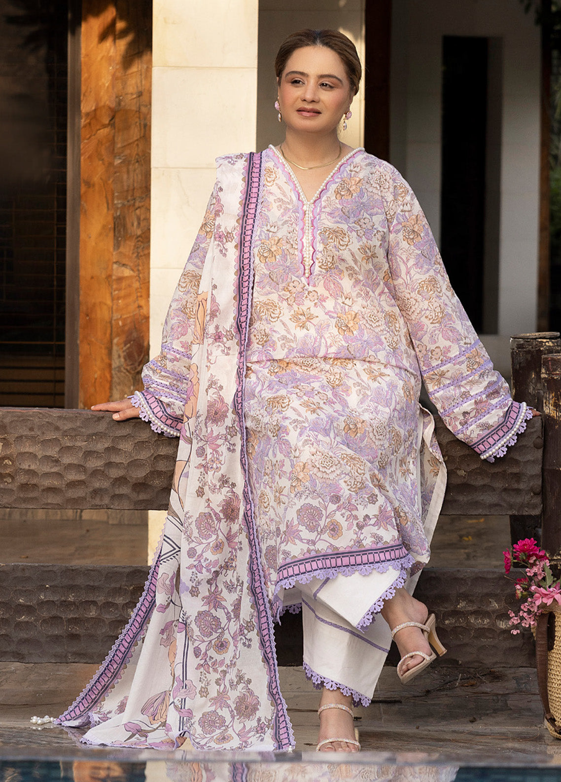 Mother's Tribute By Gul Ahmed Printed Lawn Suits Unstitched 3 Piece - GA25MT CL52666 Mother's Tribute By Gul Ahmed Printed Lawn Suits Unstitched 3 Piece - GA25MT CL52666