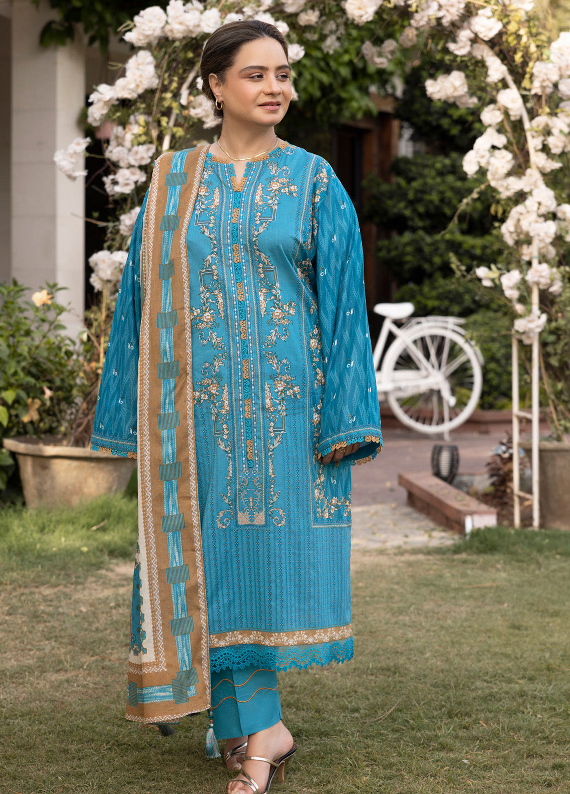 Mother's Tribute By Gul Ahmed Printed Lawn Suits Unstitched 3 Piece - GA25MT CL52668 Mother's Tribute By Gul Ahmed Printed Lawn Suits Unstitched 3 Piece - GA25MT CL52668