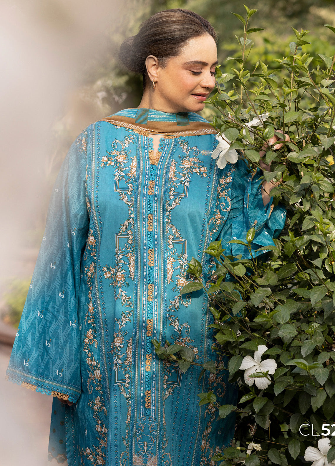 Mother's Tribute By Gul Ahmed Printed Lawn Suits Unstitched 3 Piece - GA25MT CL52668 Mother's Tribute By Gul Ahmed Printed Lawn Suits Unstitched 3 Piece - GA25MT CL52668