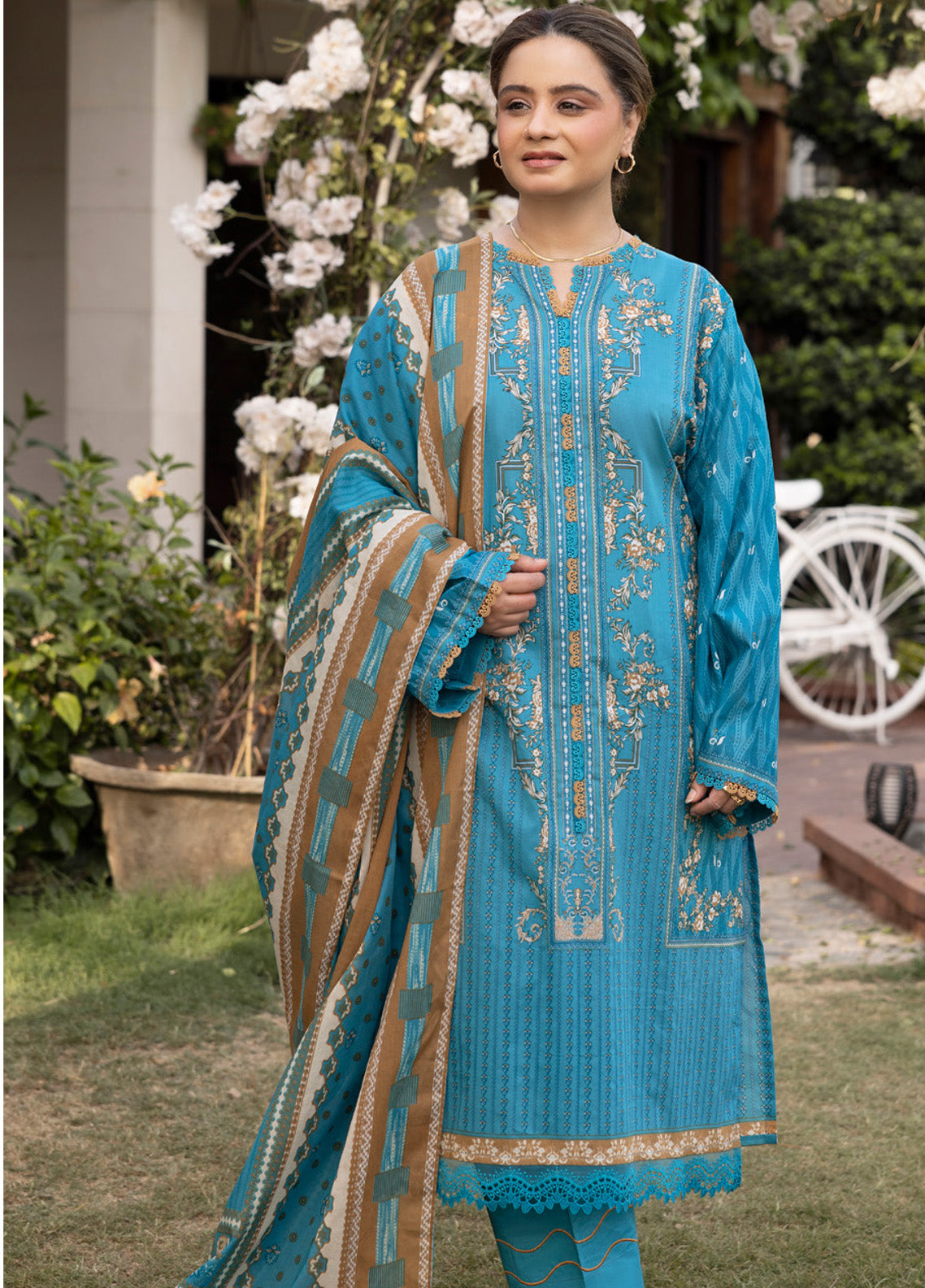 Mother's Tribute By Gul Ahmed Printed Lawn Suits Unstitched 3 Piece - GA25MT CL52668 Mother's Tribute By Gul Ahmed Printed Lawn Suits Unstitched 3 Piece - GA25MT CL52668