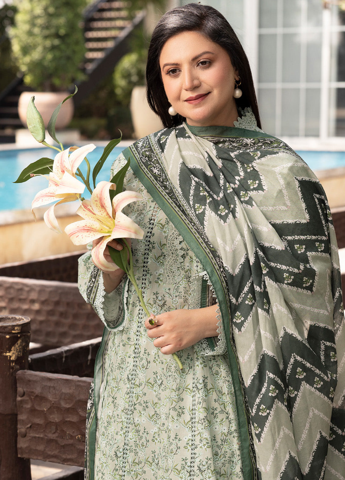 Mother's Tribute By Gul Ahmed Printed Lawn Suits Unstitched 3 Piece - GA25MT CL52672 Mother's Tribute By Gul Ahmed Printed Lawn Suits Unstitched 3 Piece - GA25MT CL52672