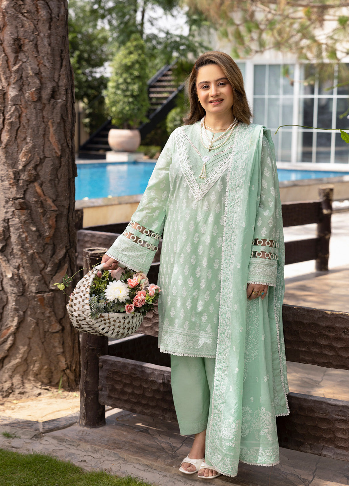 Mother's Tribute By Gul Ahmed Printed Lawn Suits Unstitched 3 Piece - GA25MT CL52678 Mother's Tribute By Gul Ahmed Printed Lawn Suits Unstitched 3 Piece - GA25MT CL52678