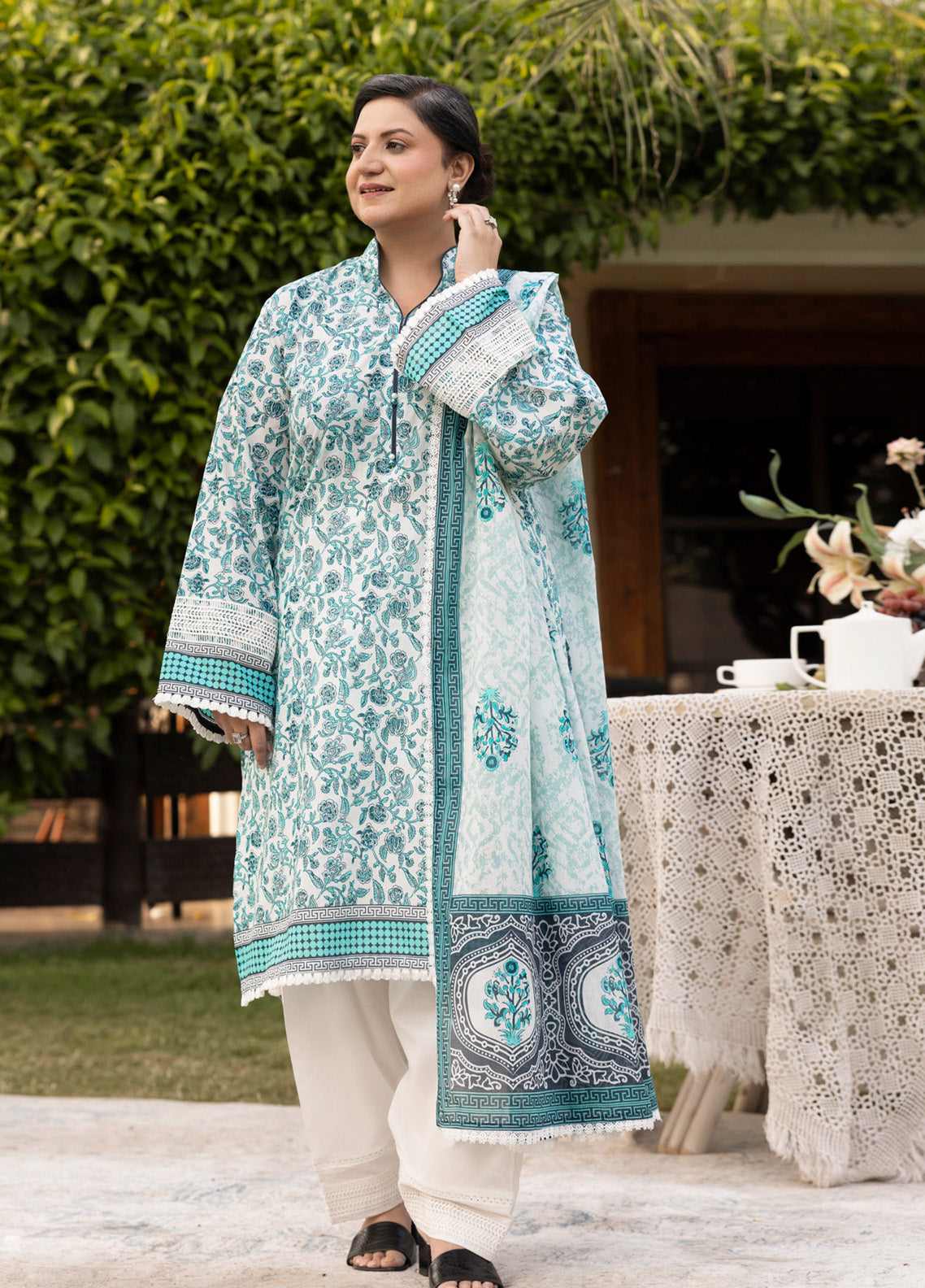 Mother's Tribute By Gul Ahmed Printed Lawn Suits Unstitched 3 Piece - GA25MT CL52679 Mother's Tribute By Gul Ahmed Printed Lawn Suits Unstitched 3 Piece - GA25MT CL52679