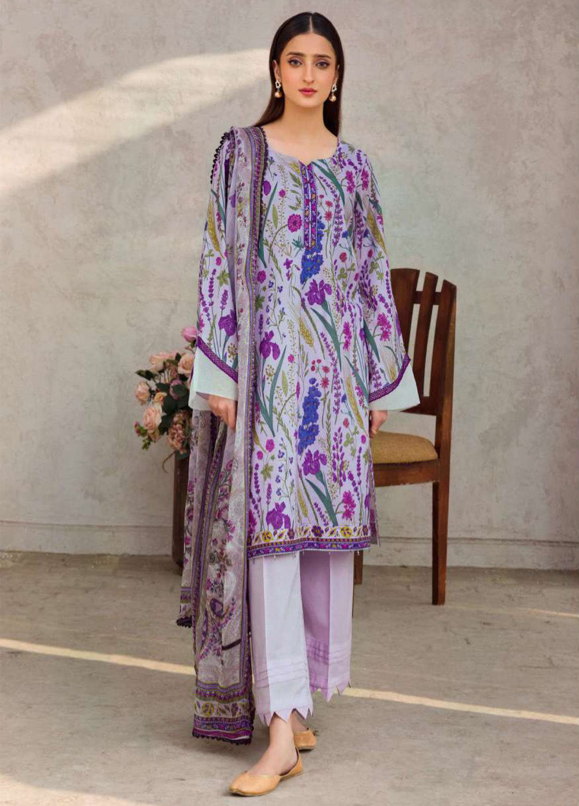 Motifz Printed Lawn Suits Unstitched 3 Piece - MT25RPL 4601 FAHA Motifz Printed Lawn Suits Unstitched 3 Piece - MT25RPL 4601 FAHA