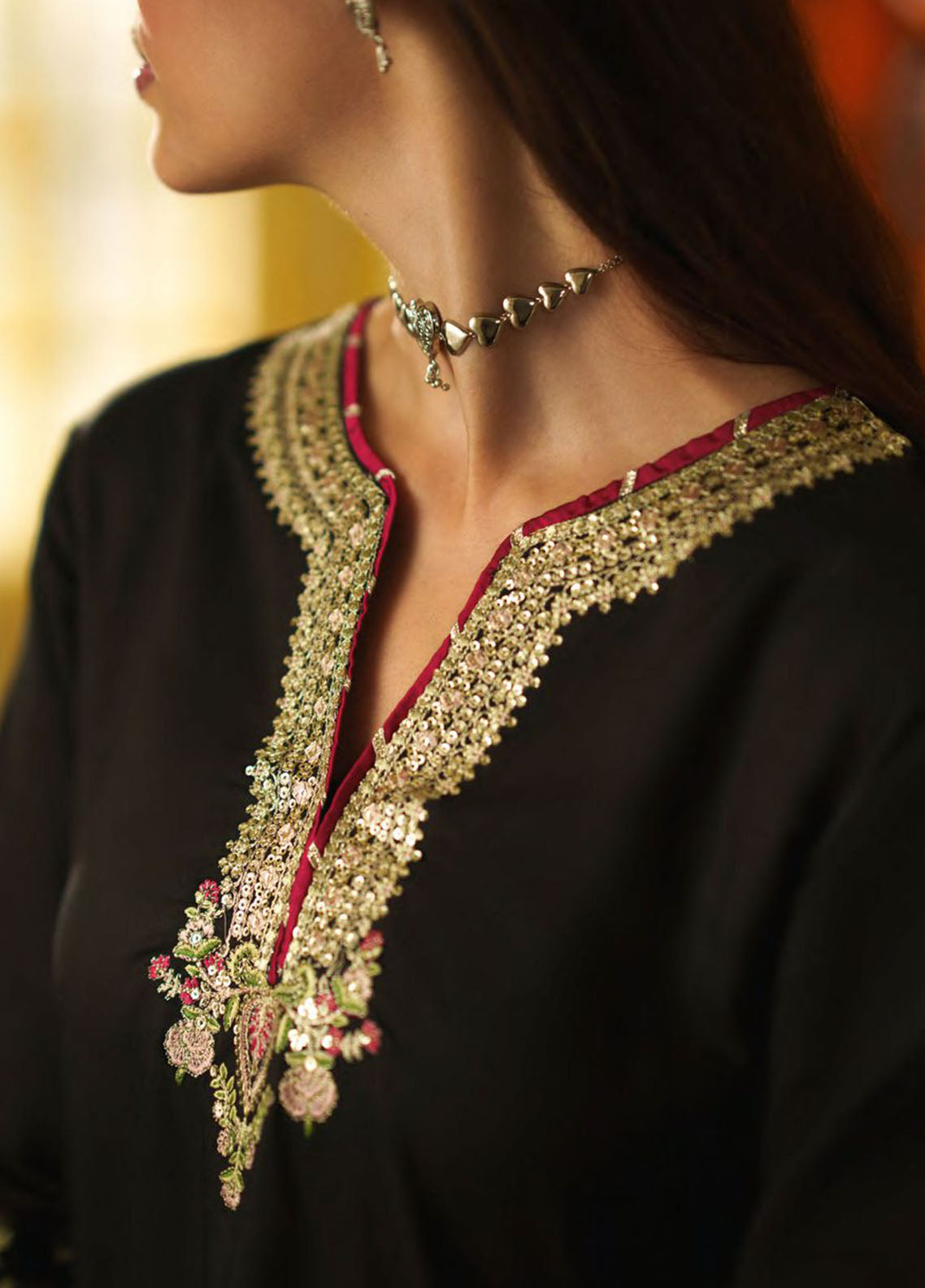 Mubarak By Casual Lite Embroidered Silk Viscose 3 Piece Stitched Suit CL26MWV1 D-04 ZARVEEN Mubarak By Casual Lite Embroidered Silk Viscose 3 Piece Stitched Suit CL26MWV1 D-04 ZARVEEN