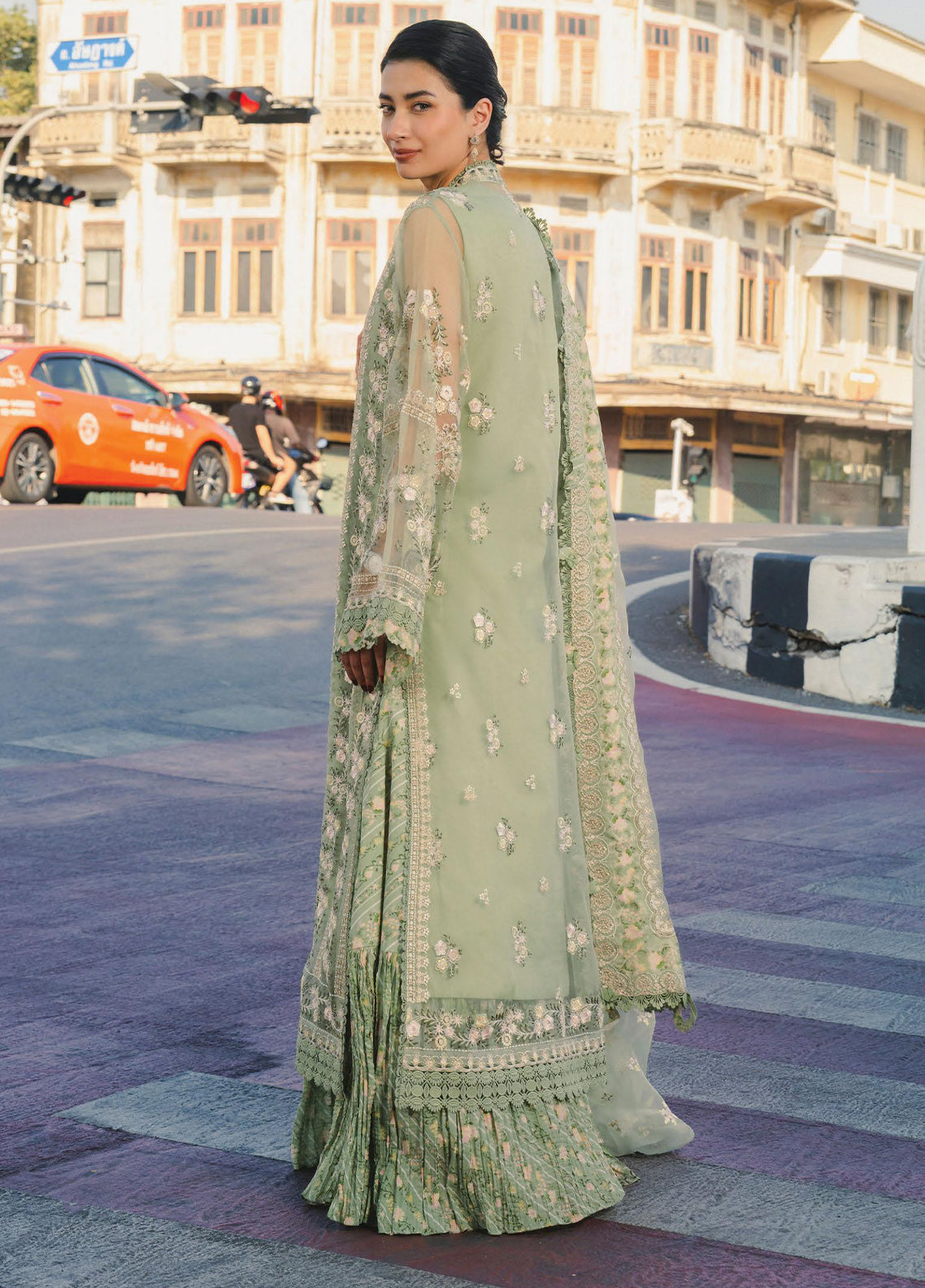 Mulaqaat By Afrozeh Festive Embroidered Lawn 3 Piece Unstitched Suit AF26MFL D-0054 DEEDAR Mulaqaat By Afrozeh Festive Embroidered Lawn 3 Piece Unstitched Suit AF26MFL D-0054 DEEDAR